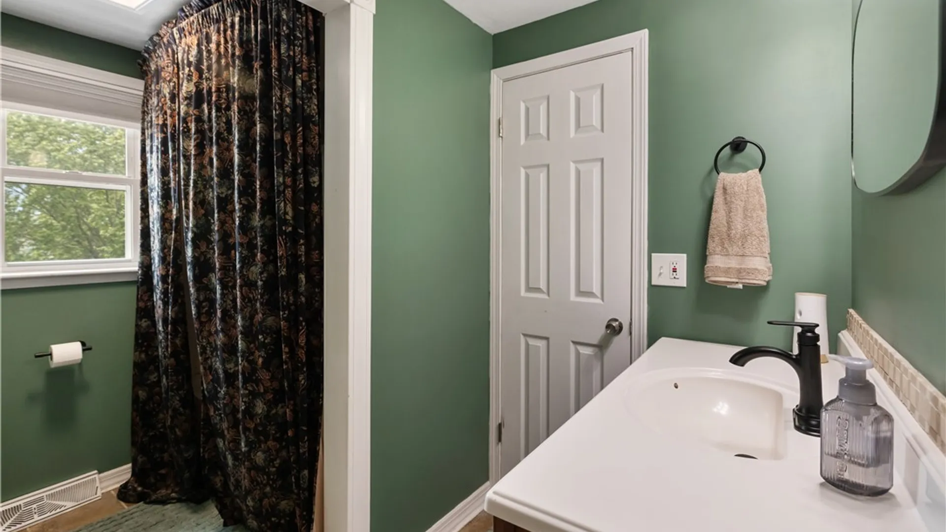 Property at 425 Knowell Road, Camillus, NY 13031 24