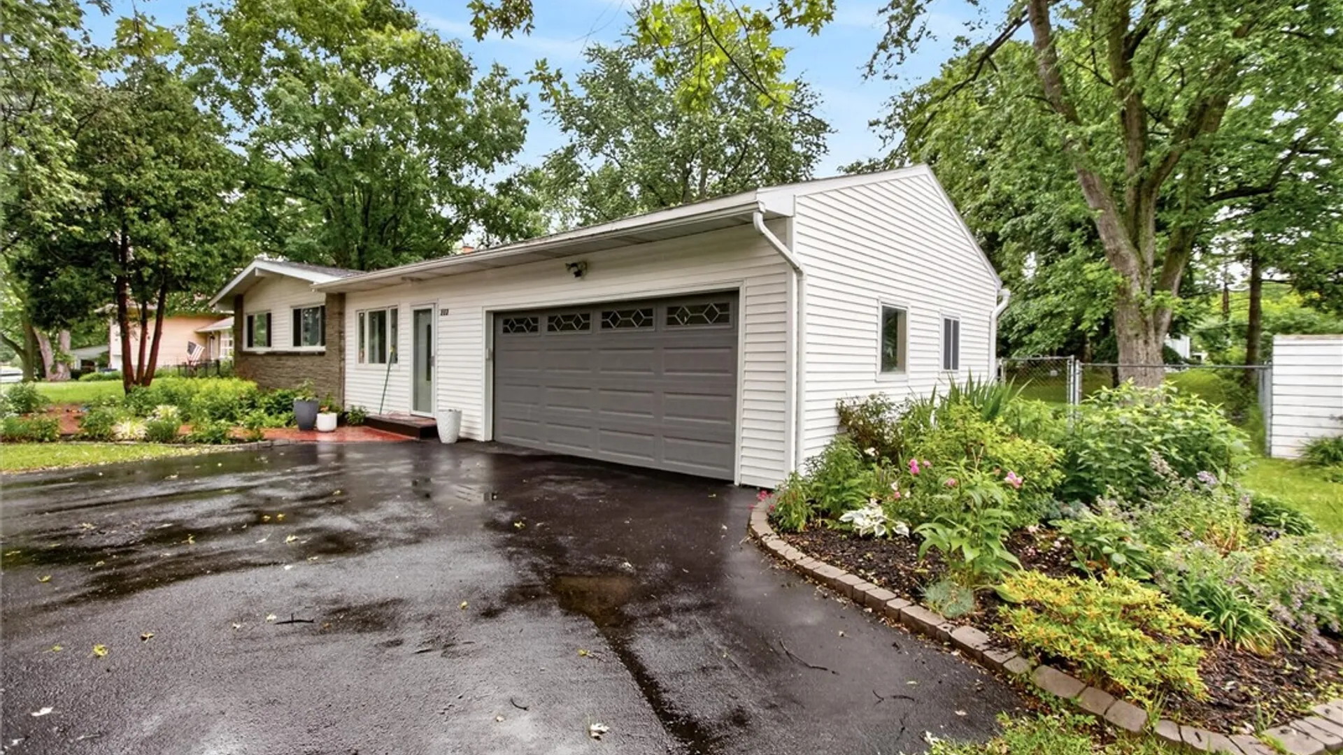 Property at 624 Pinnacle Road, Henrietta, NY 14534 4