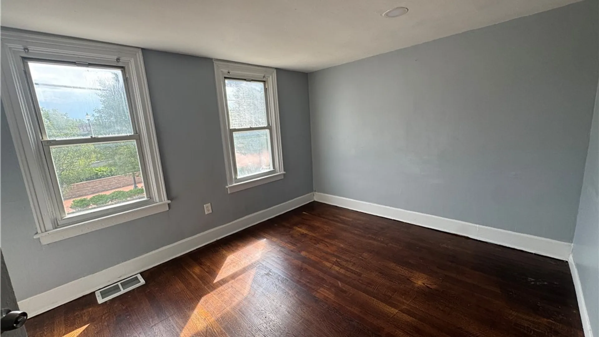 Property at 724 Warren Street, Utica, NY 13502 5