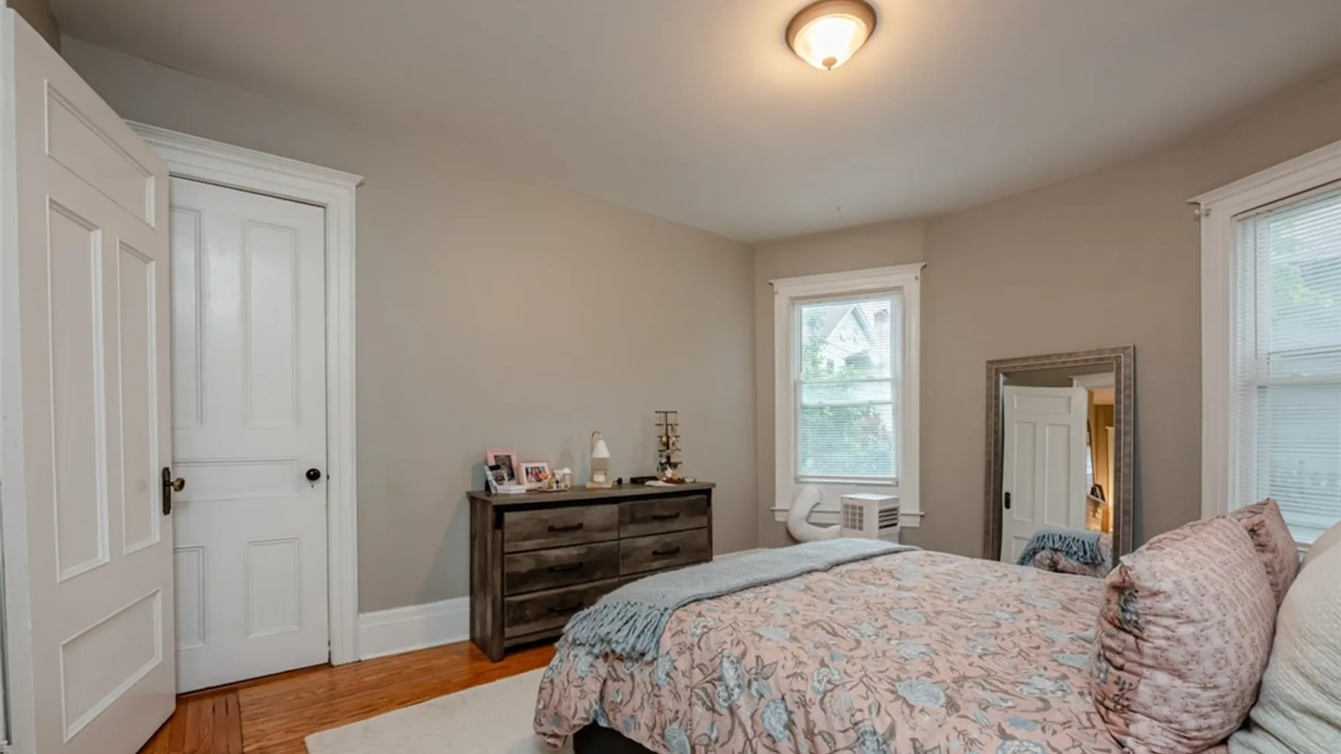 Property at 39 Oxford Street, Rochester, NY 14607 40