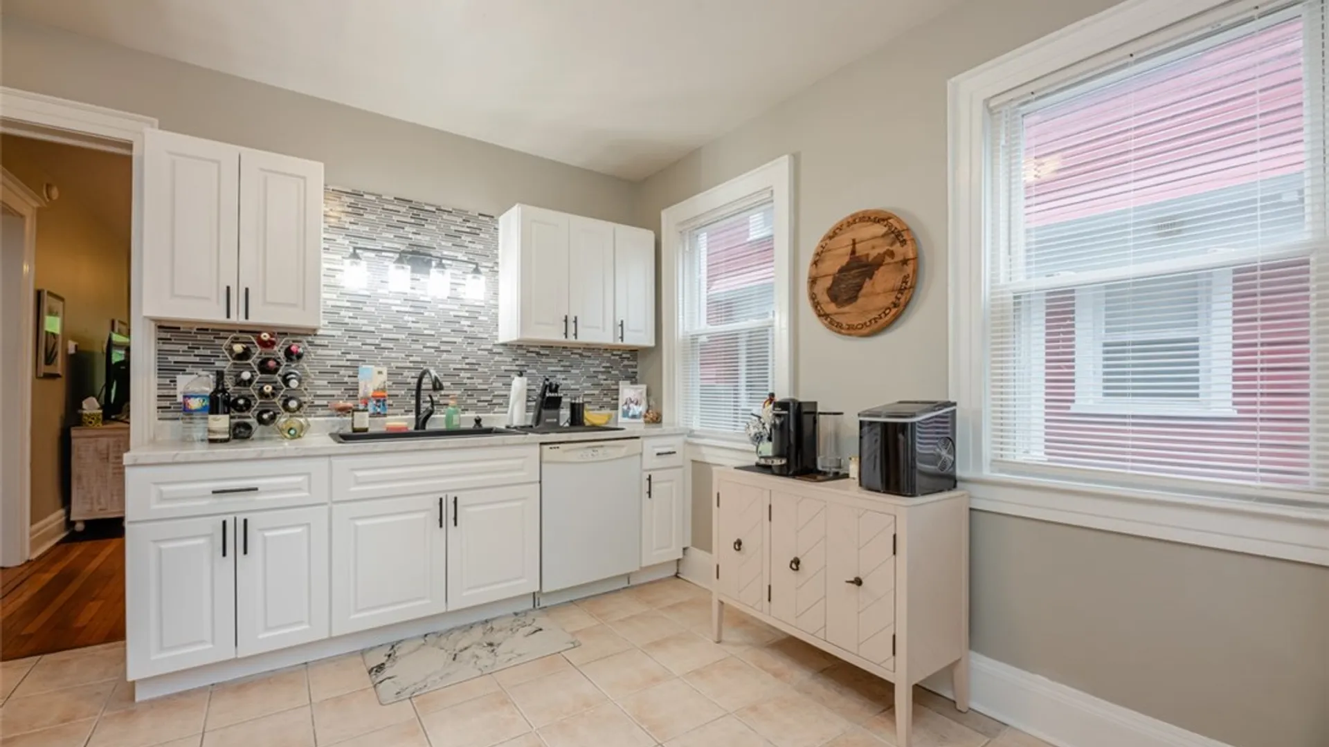 Property at 39 Oxford Street, Rochester, NY 14607 45