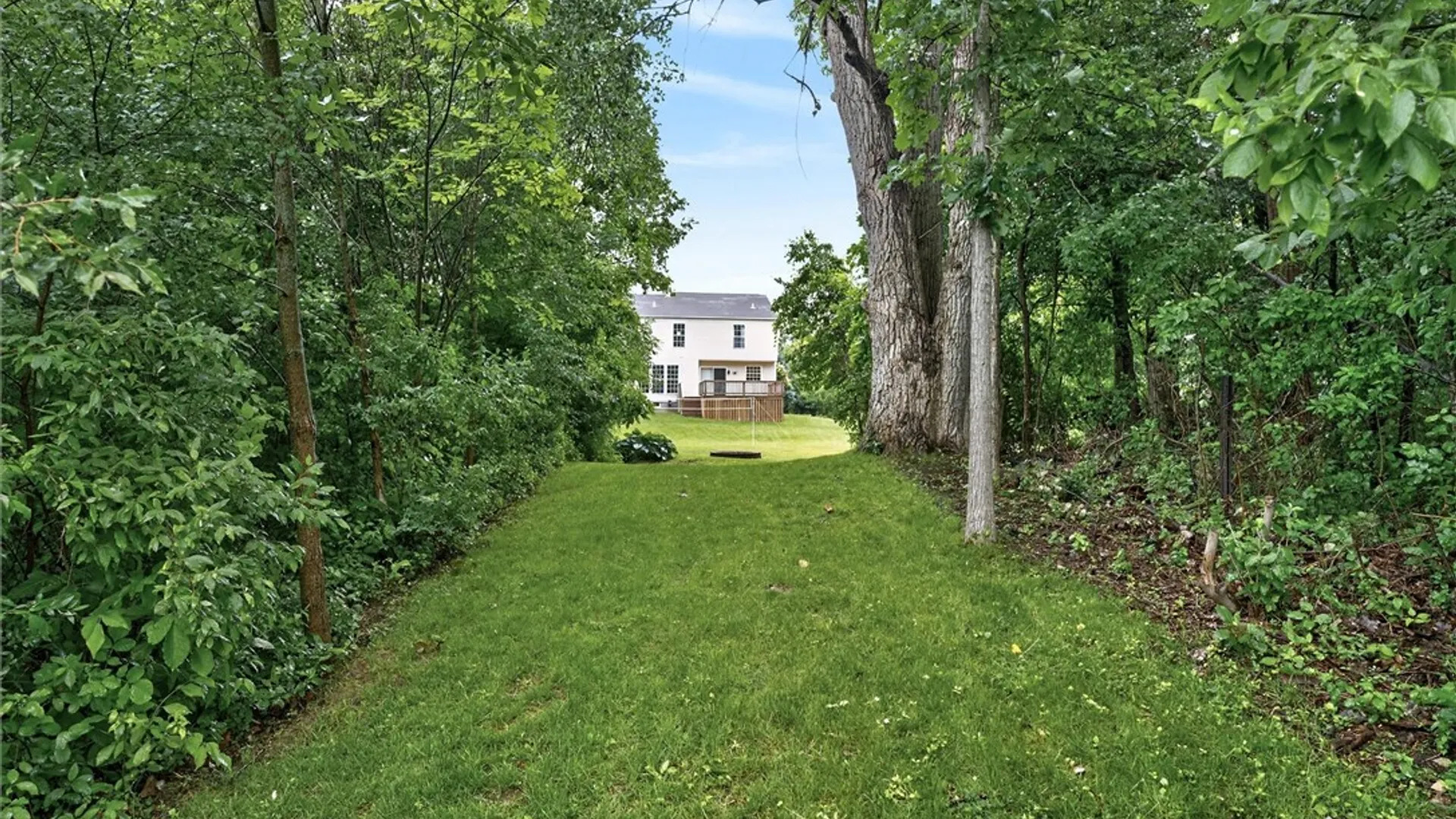 Property at 103 Sparrow Drive, Henrietta, NY 14586 42