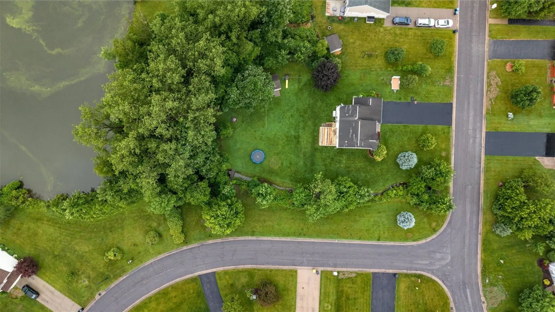 Property at 103 Sparrow Drive, Henrietta, NY 14586 43