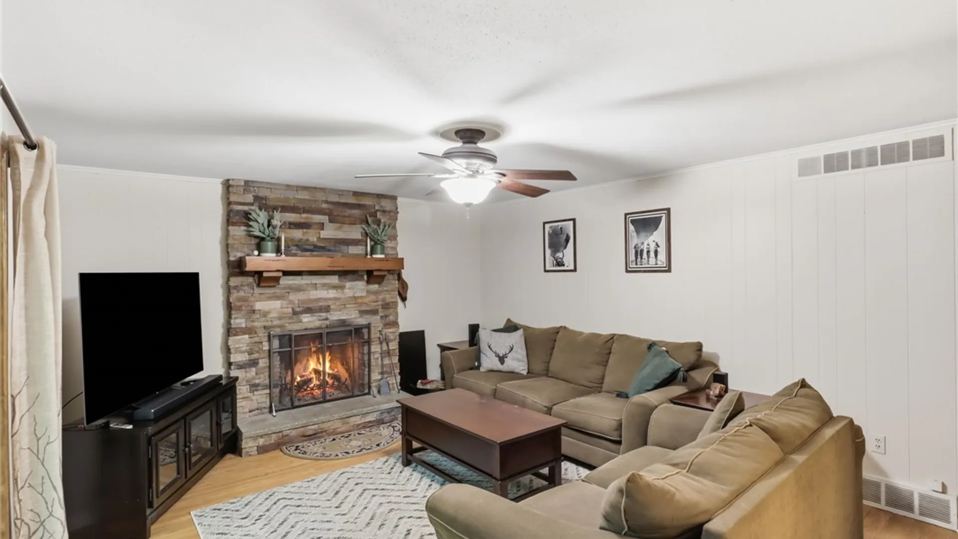 Property at 161 Selborne Chase, Perinton, NY 14450 10