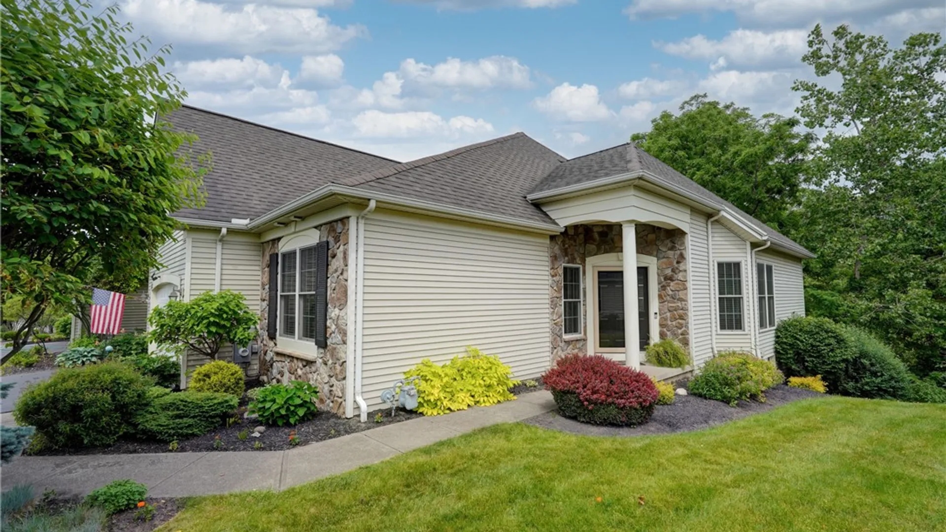 Property at 1037 Chapelhill Drive, Victor, NY 14564 3