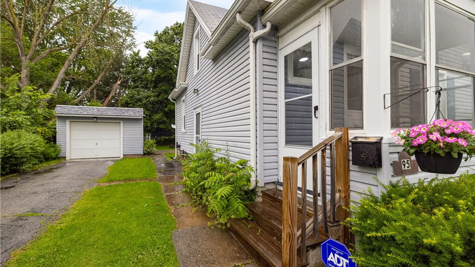Property at 95 Akron Street, Rochester, NY 14609 3
