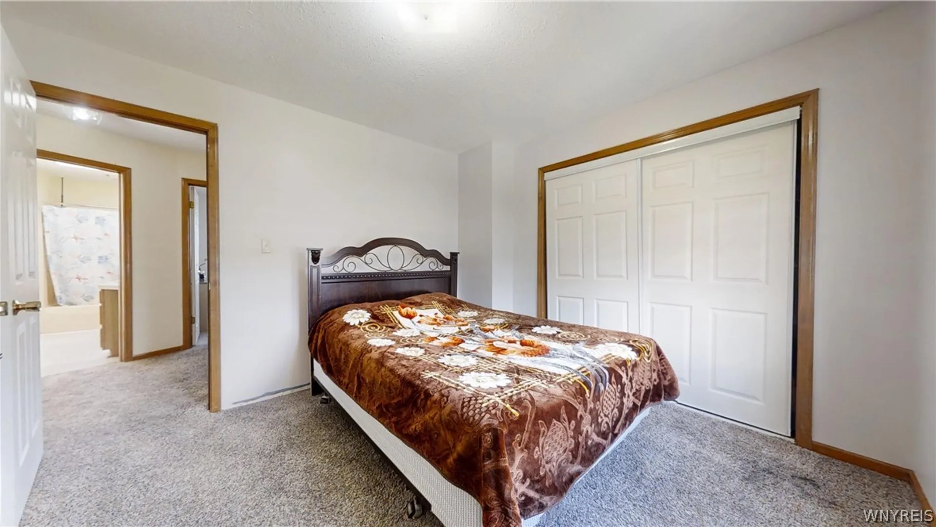Property at 6983 Samantha Ct, Wheatfield, NY 14304 25