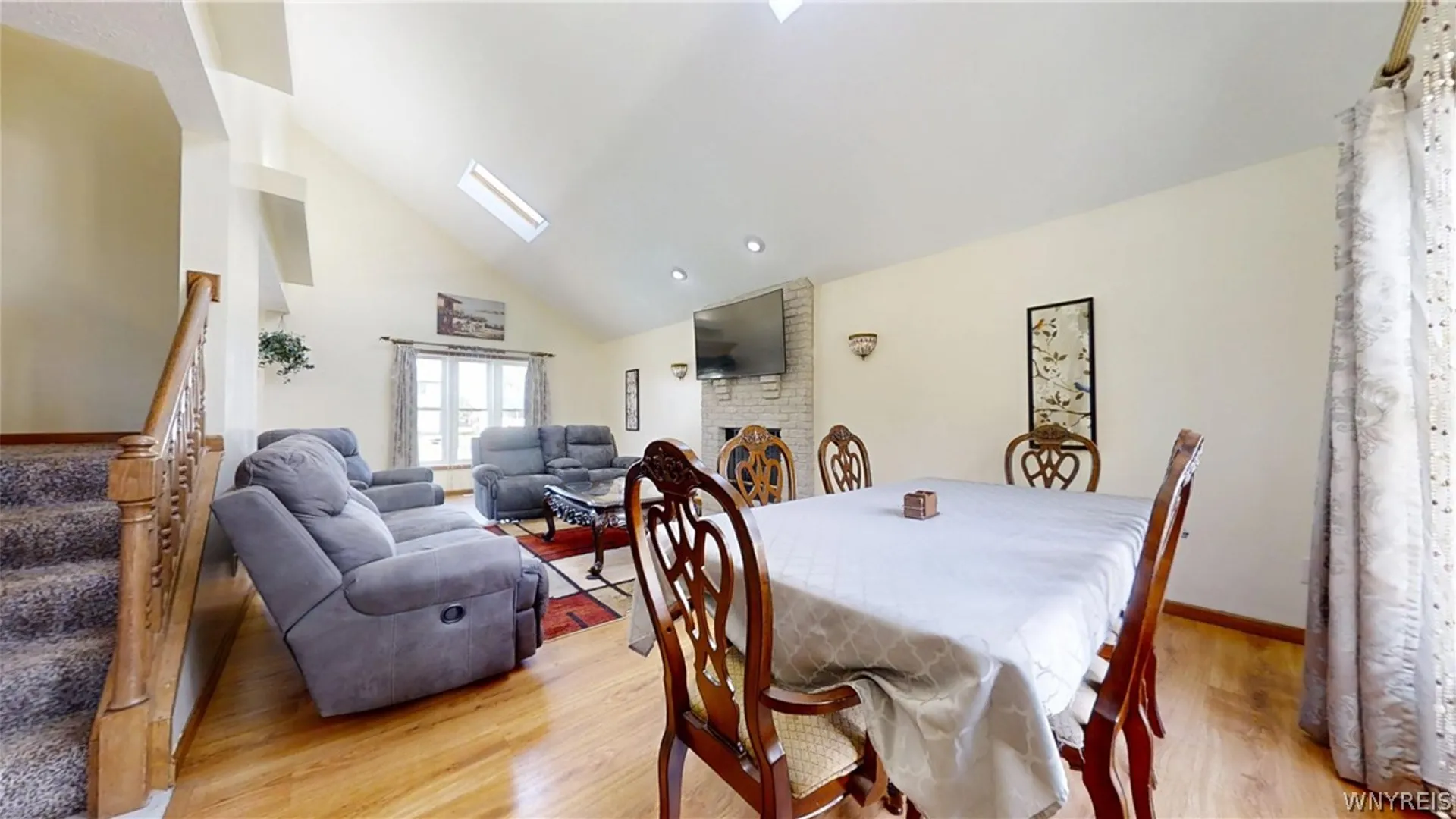 Property at 6983 Samantha Ct, Wheatfield, NY 14304 8