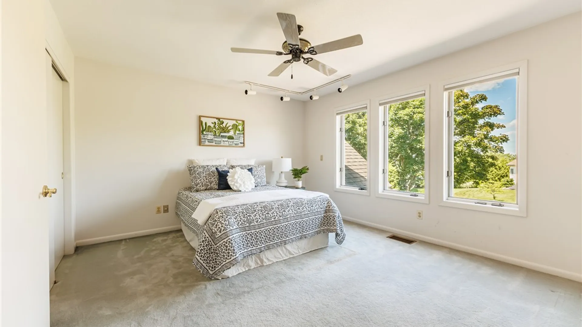 Property at 61 Sutton Point, Pittsford, NY 14534 30