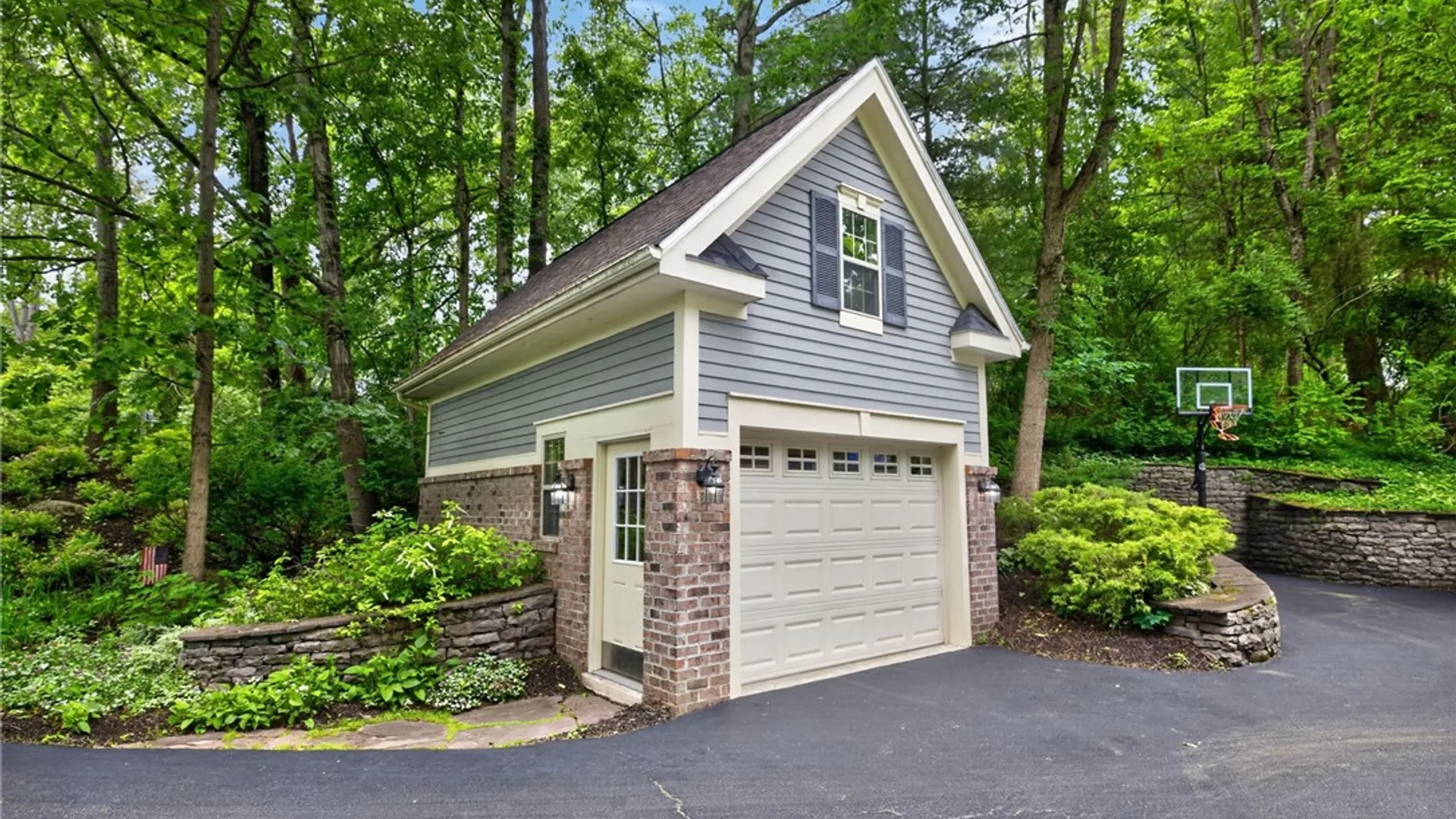 Property at 341 Thornebush Drive, Victor, NY 14564 40