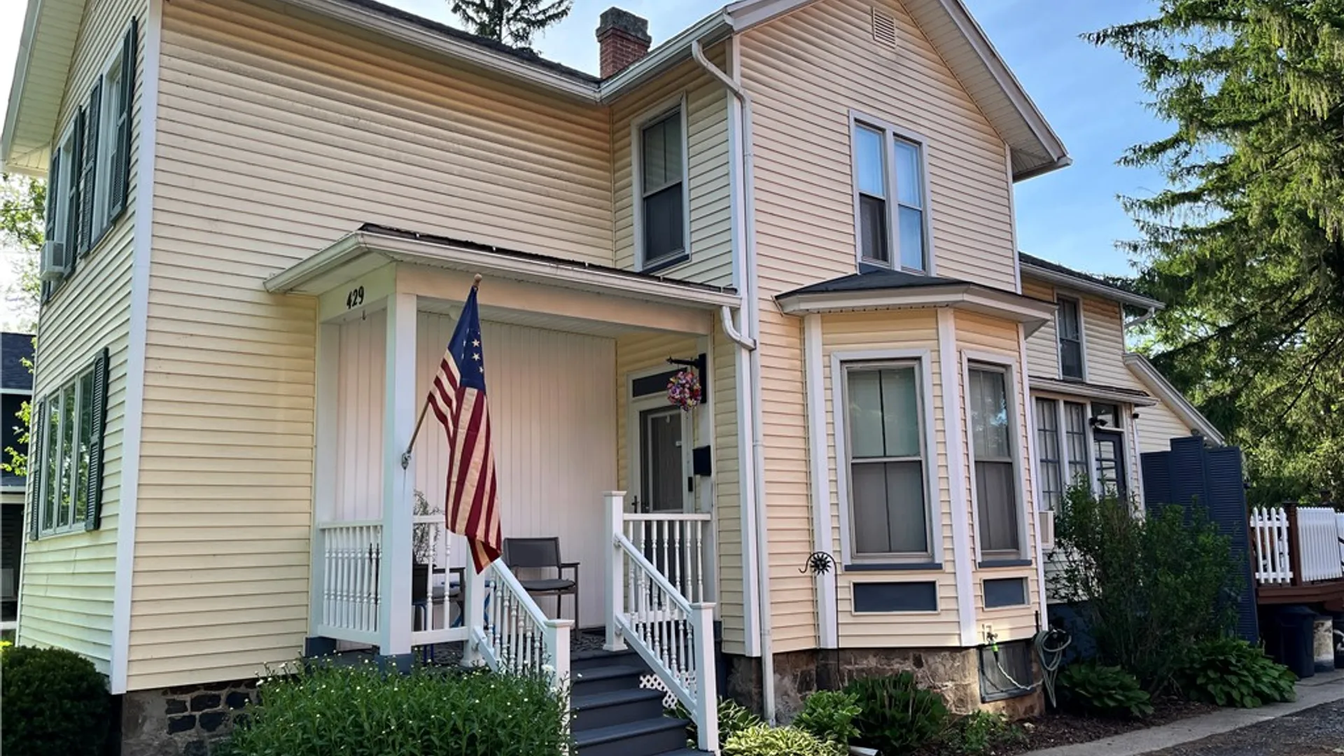 Property at 429 W Main Street, Palmyra, NY 14522 2