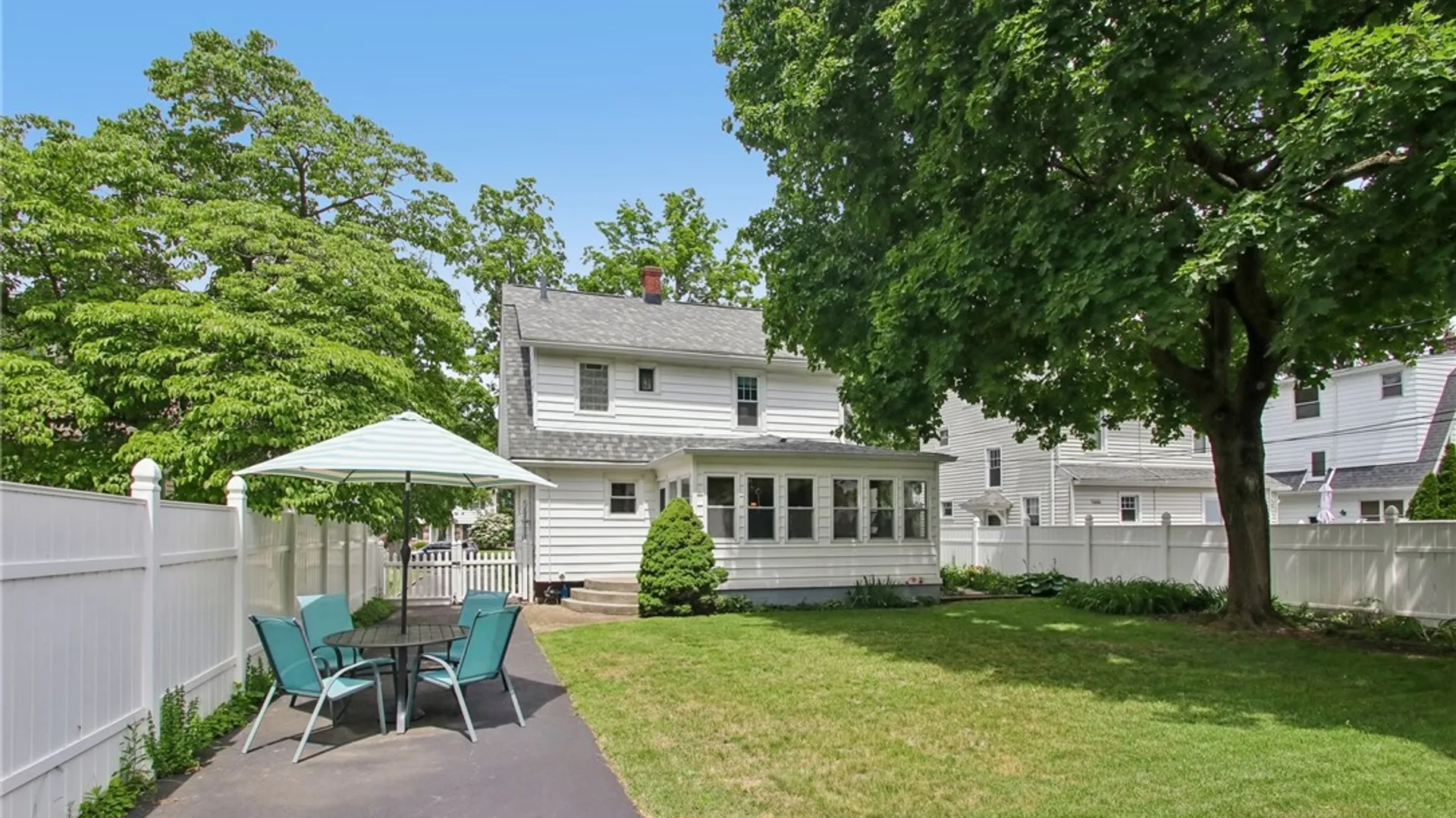 Property at 390 Winona Boulevard, Irondequoit, NY 14617 34