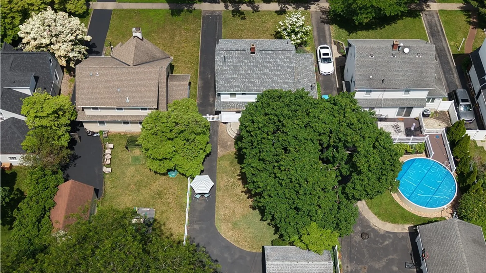Property at 390 Winona Boulevard, Irondequoit, NY 14617 40