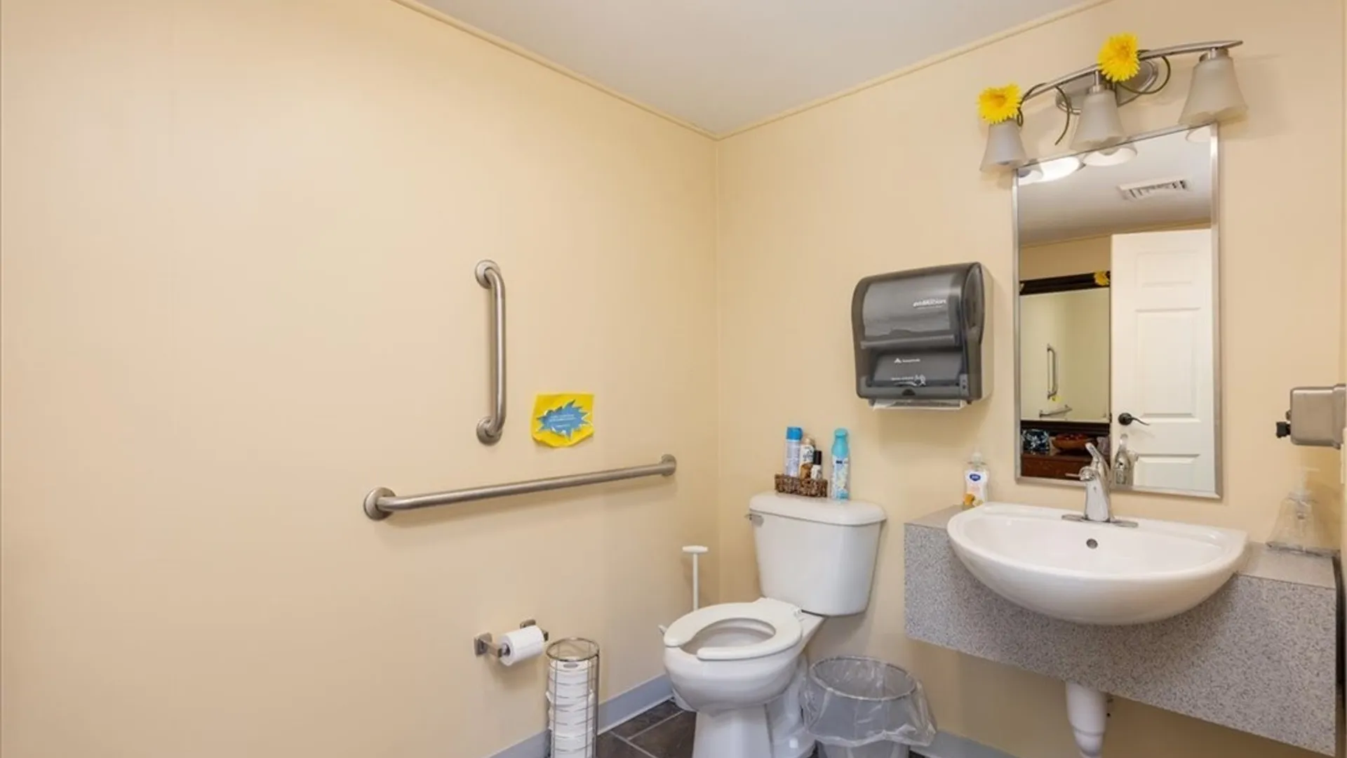 Property at 22 Lafayette Boulevard, Amherst, NY 14221 18