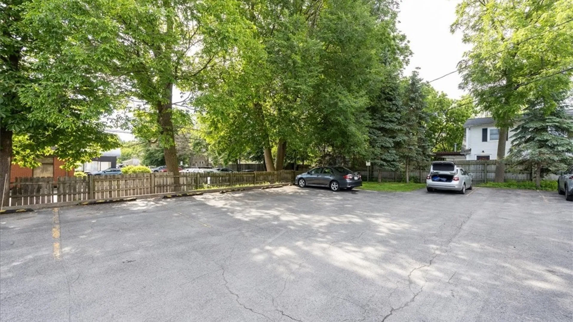 Property at 22 Lafayette Boulevard, Amherst, NY 14221 24