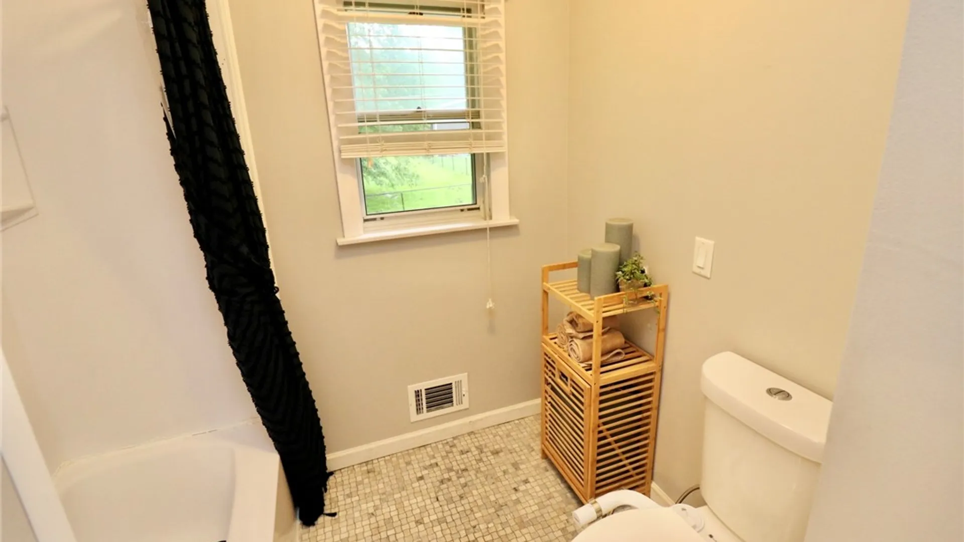 Property at 244 Southridge Drive, Greece, NY 14626 22