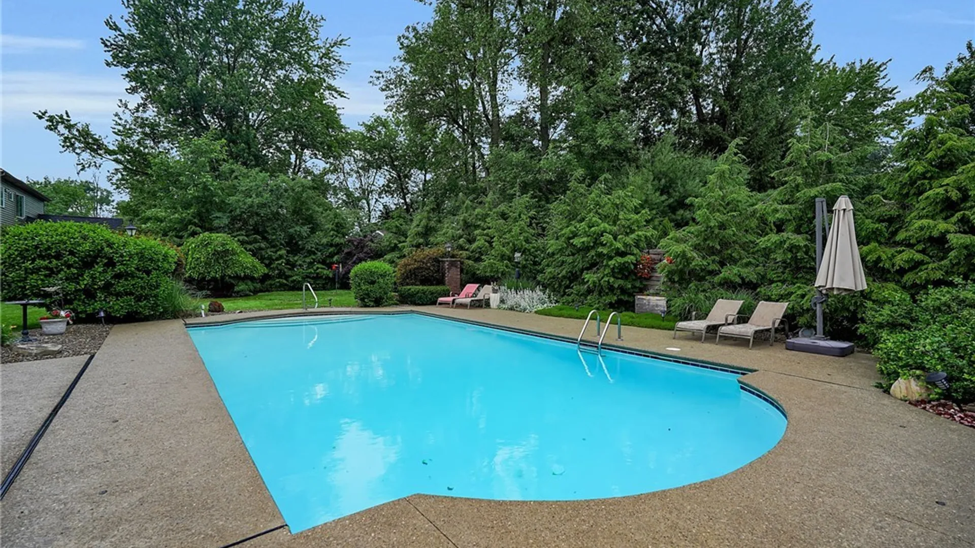 Property at 219 Forestview Drive, Amherst, NY 14221 45