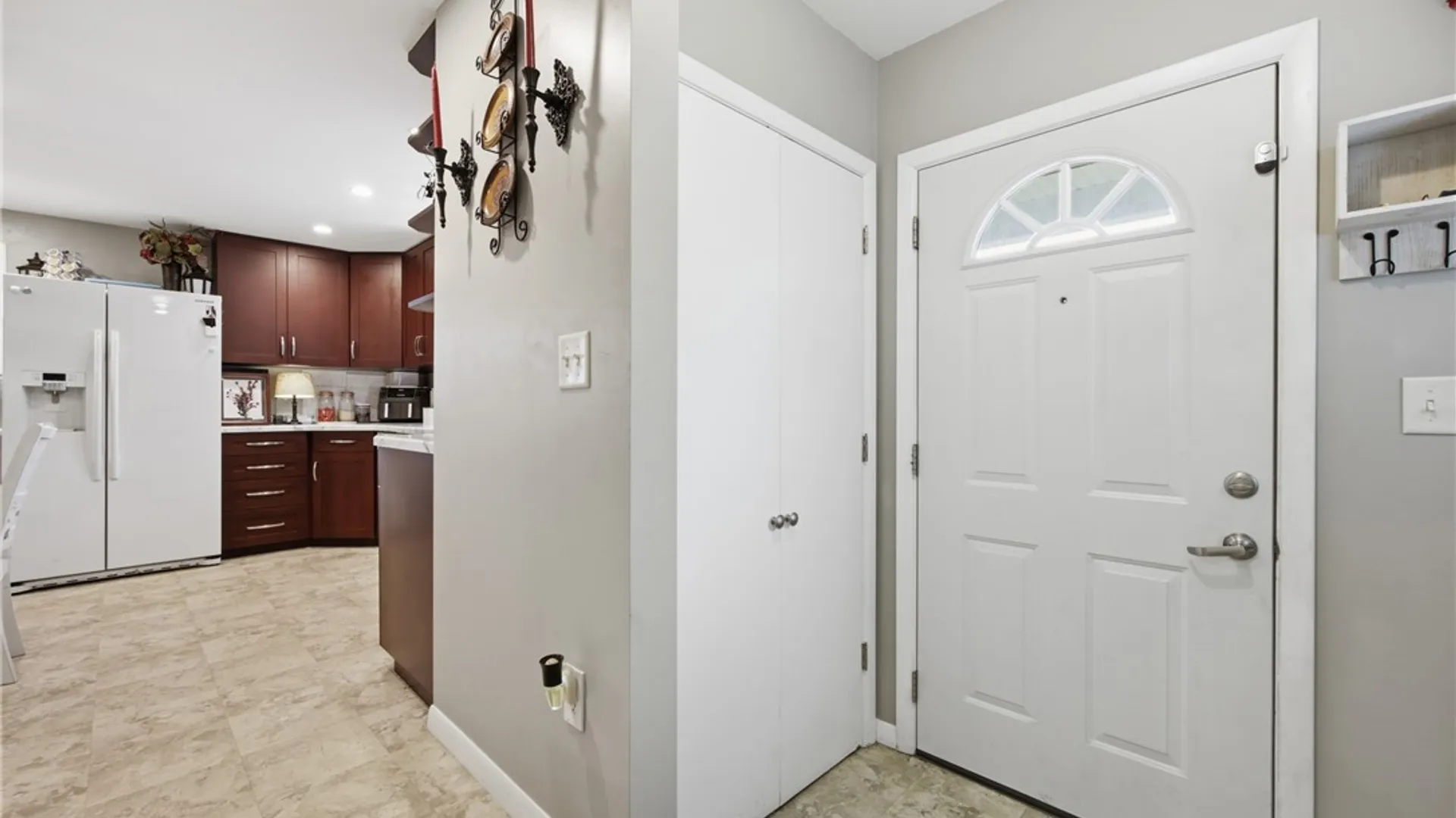 Property at 87 Teresa Drive, Lackawanna, NY 14218 27