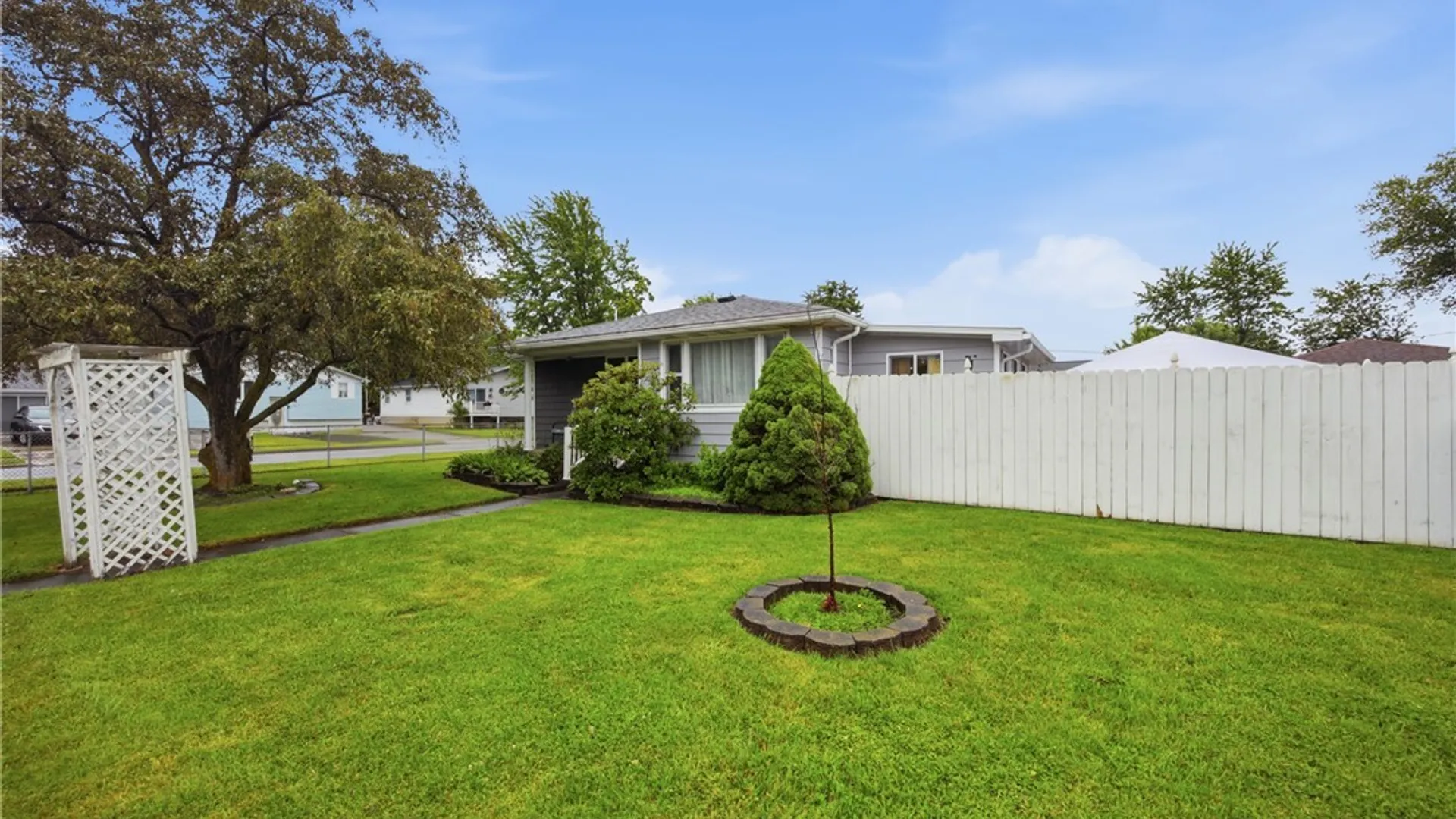 Property at 87 Teresa Drive, Lackawanna, NY 14218 3
