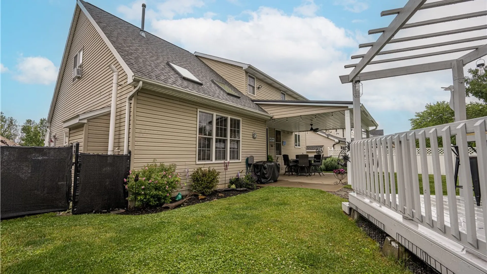 Property at 4341 Arrowwood Drive, Hamburg, NY 14075 8