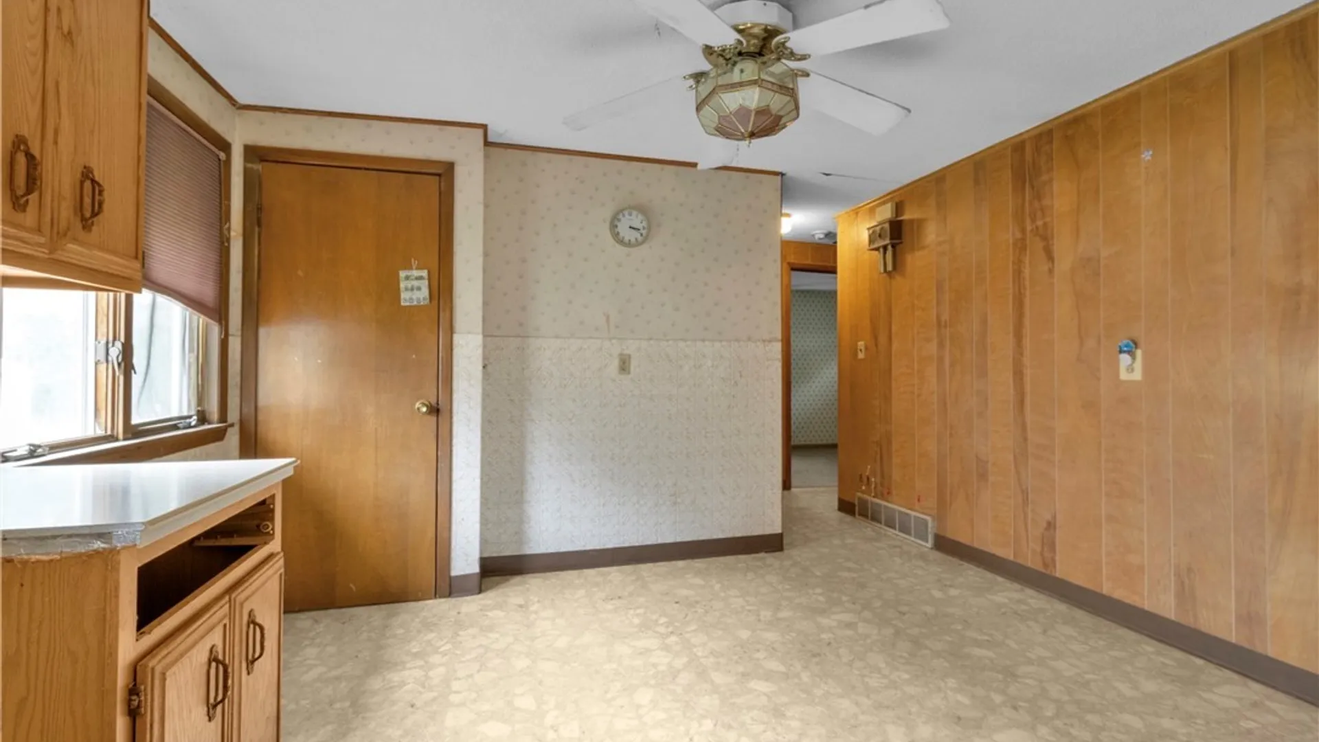 Property at 436 Weimar Street, Buffalo, NY 14206 15