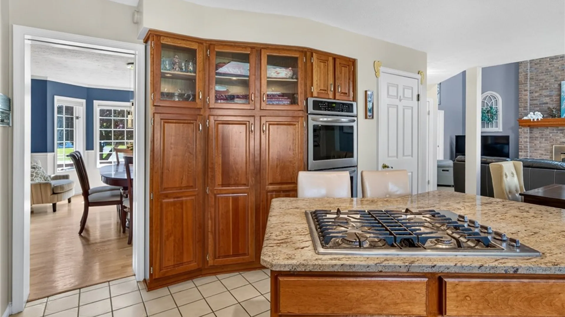 Property at 260 White Rabbit Trail, Greece, NY 14612 17