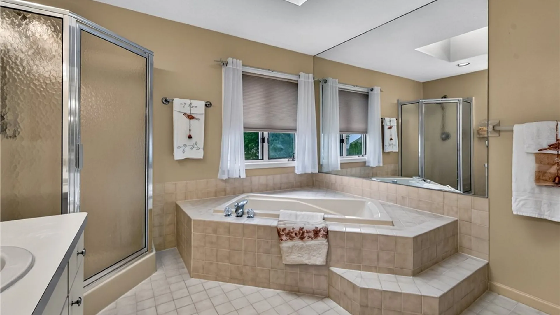 Property at 260 White Rabbit Trail, Greece, NY 14612 31