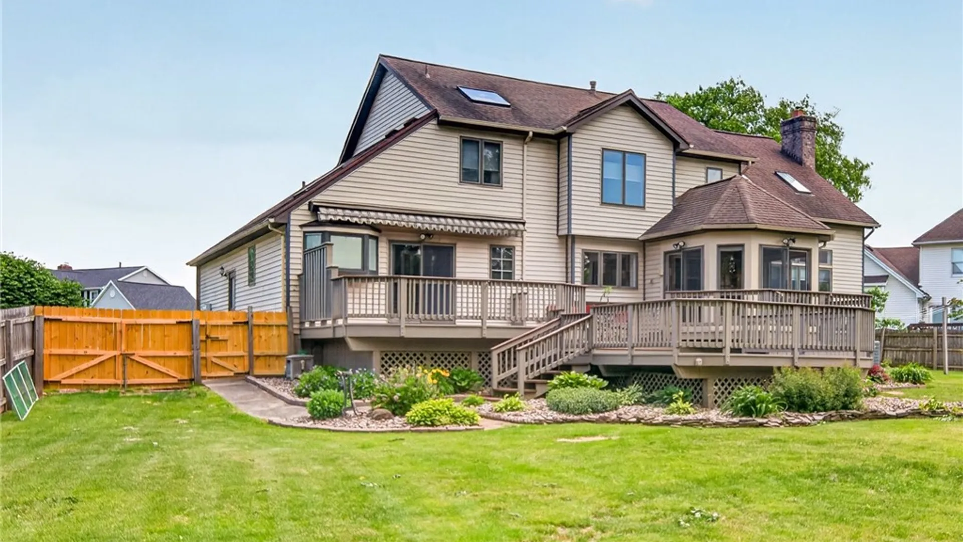 Property at 260 White Rabbit Trail, Greece, NY 14612 43
