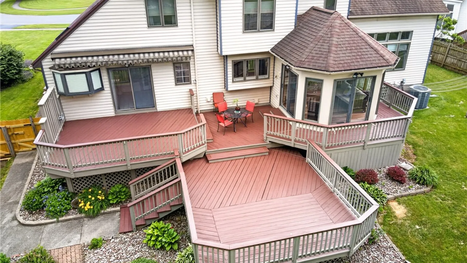Property at 260 White Rabbit Trail, Greece, NY 14612 44