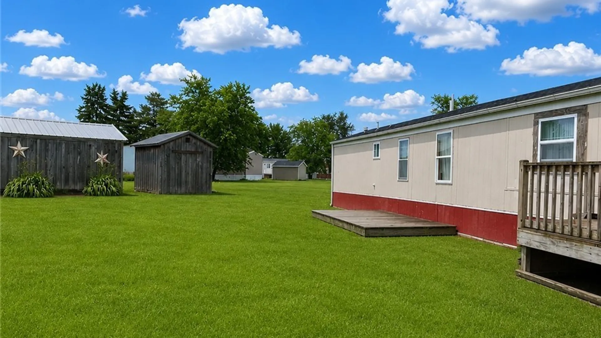 Property at 143 Del Court, Lockport Town, NY 14094 3