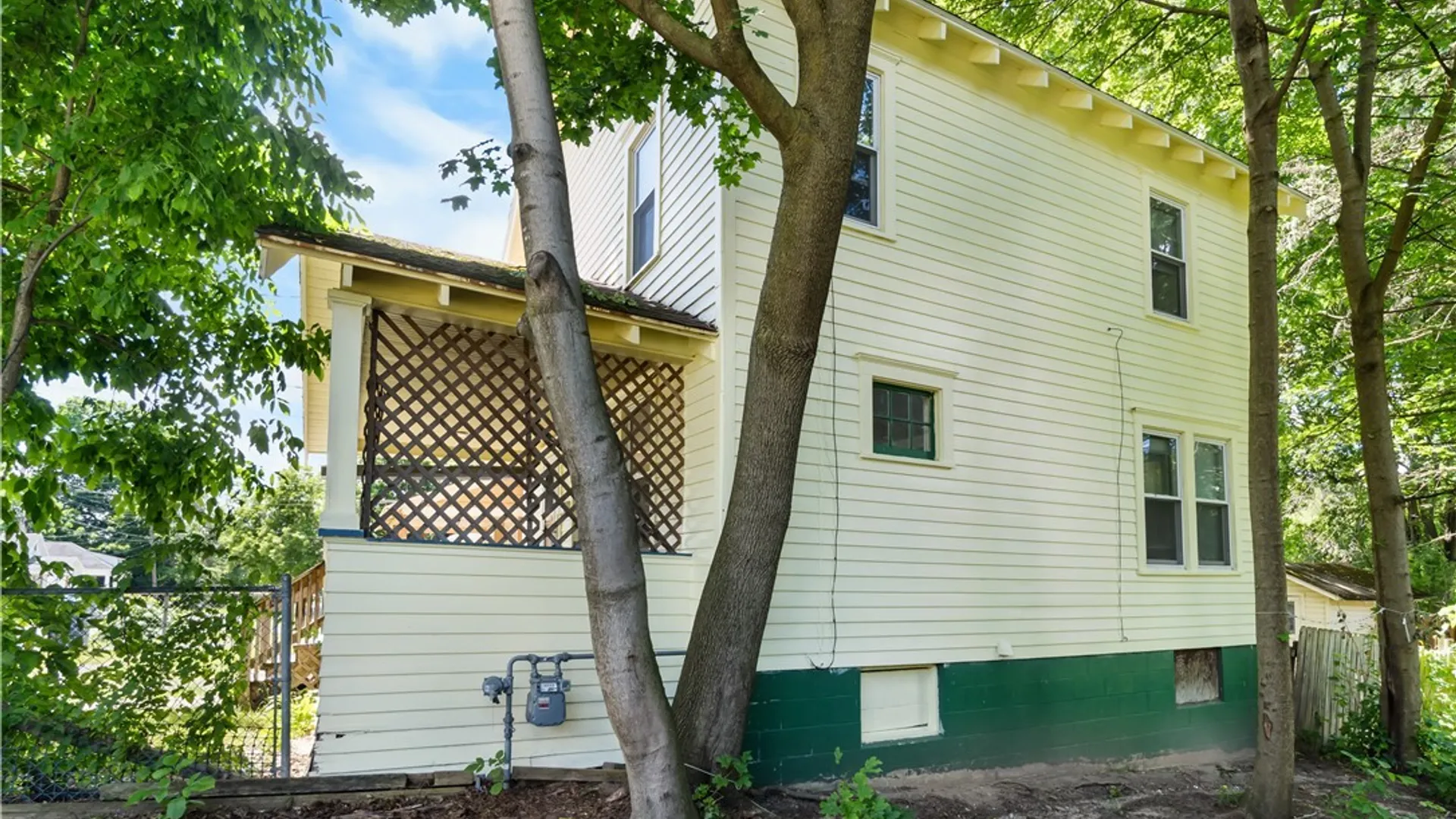 Property at 158 Baldwin Ave, Syracuse, NY 13205 26