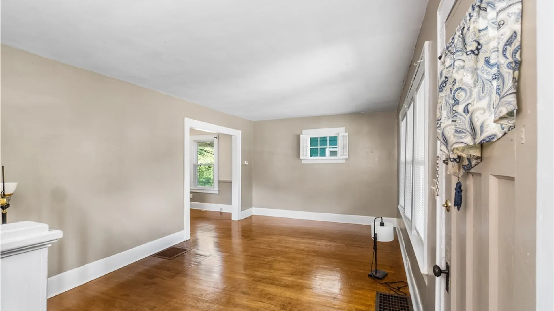 Property at 158 Baldwin Ave, Syracuse, NY 13205 6