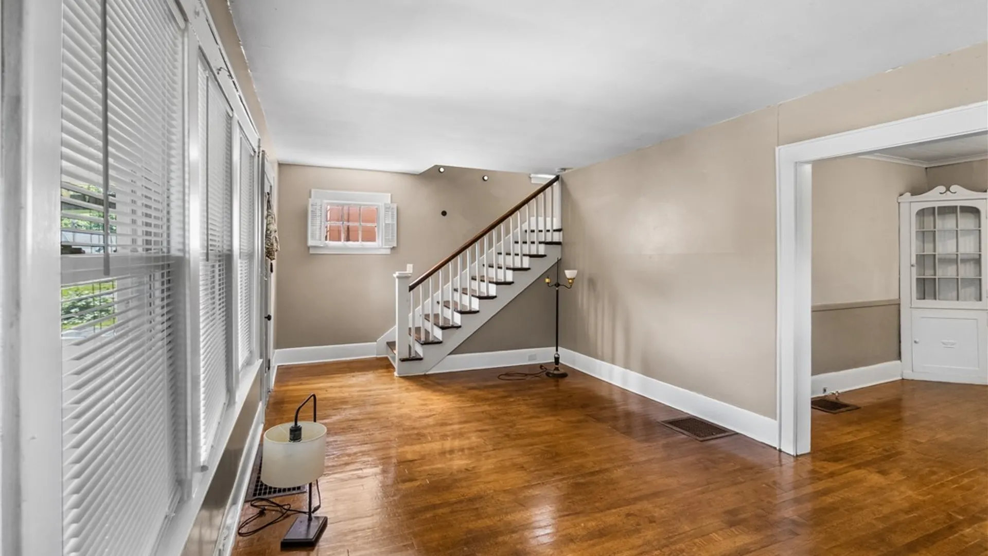 Property at 158 Baldwin Ave, Syracuse, NY 13205 8