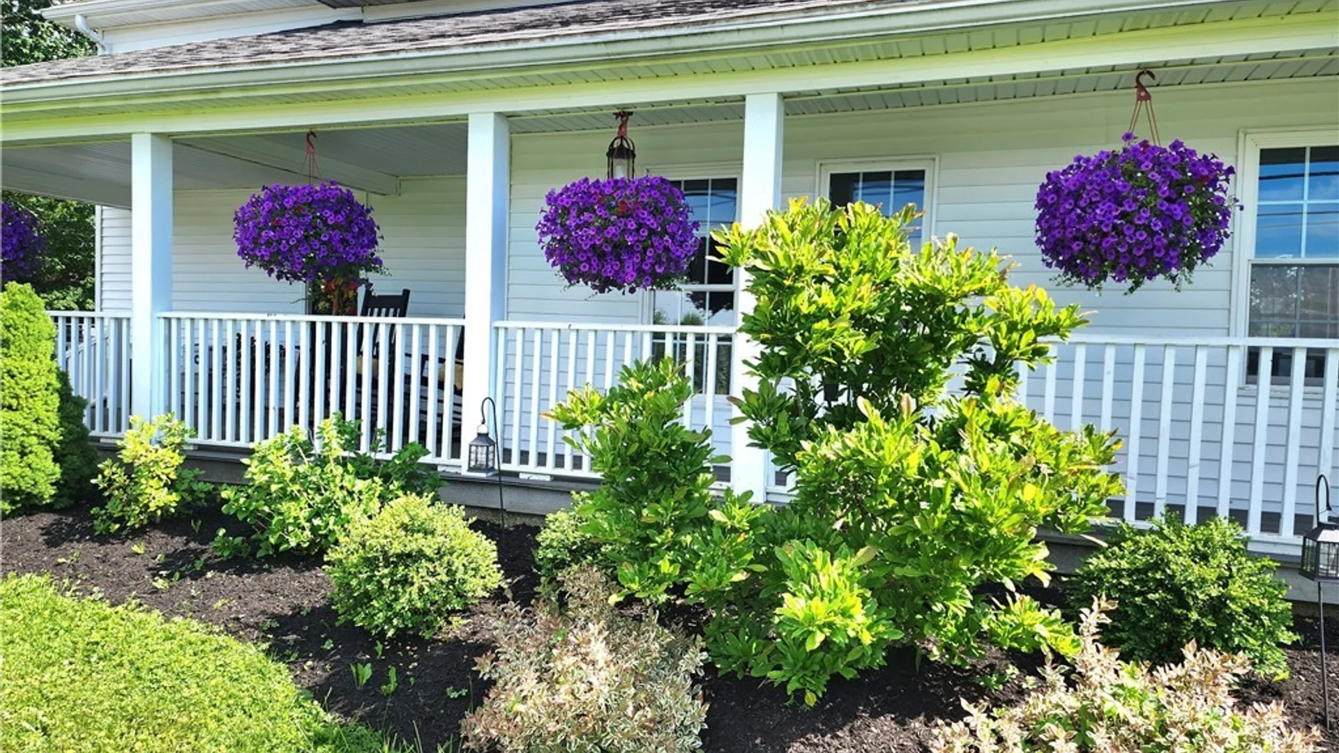 Property at 6097 Seufert Road, Orchard Park, NY 14127 2