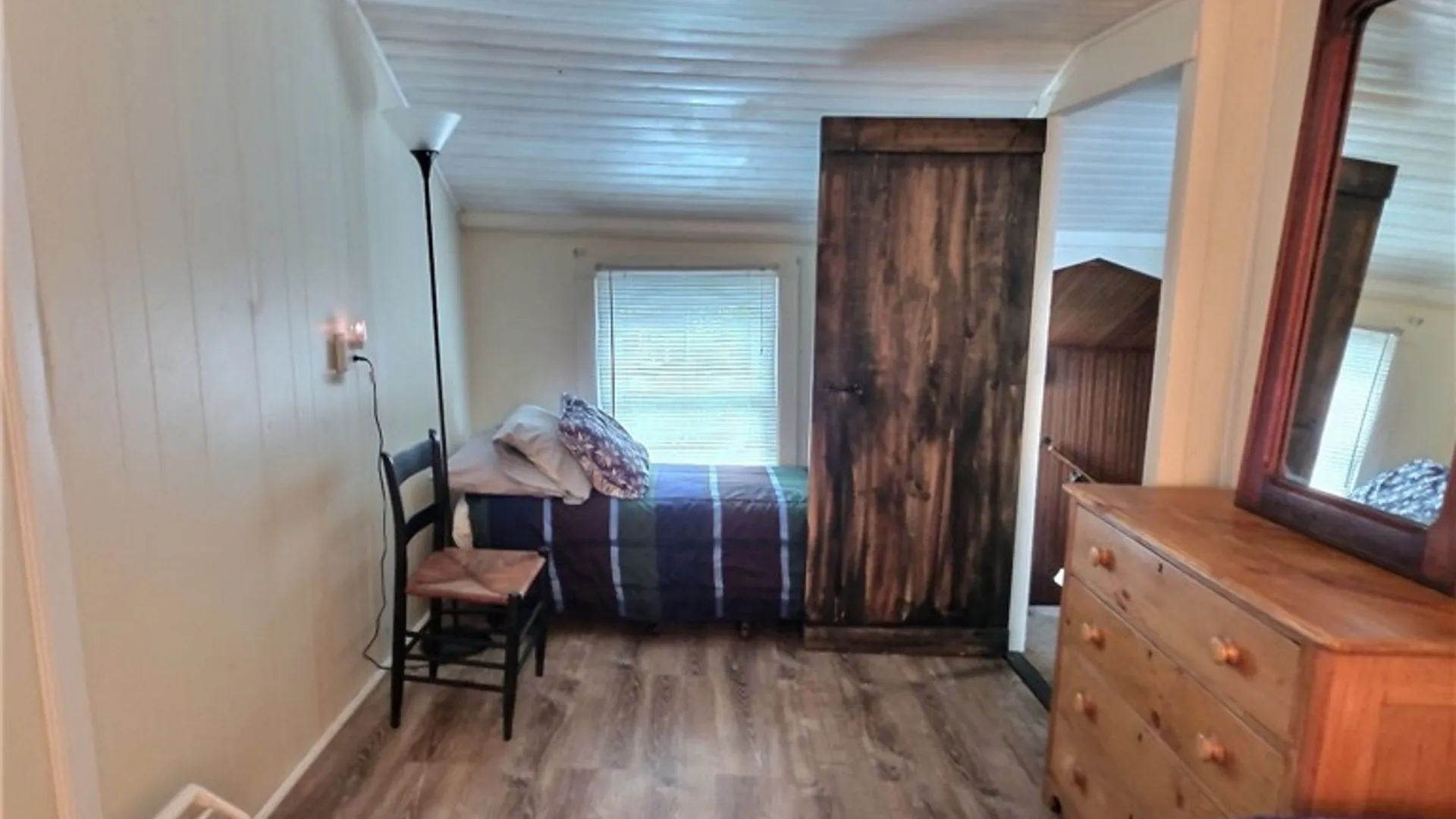 Property at 809 Farleys Point Road, Springport, NY 13160 22