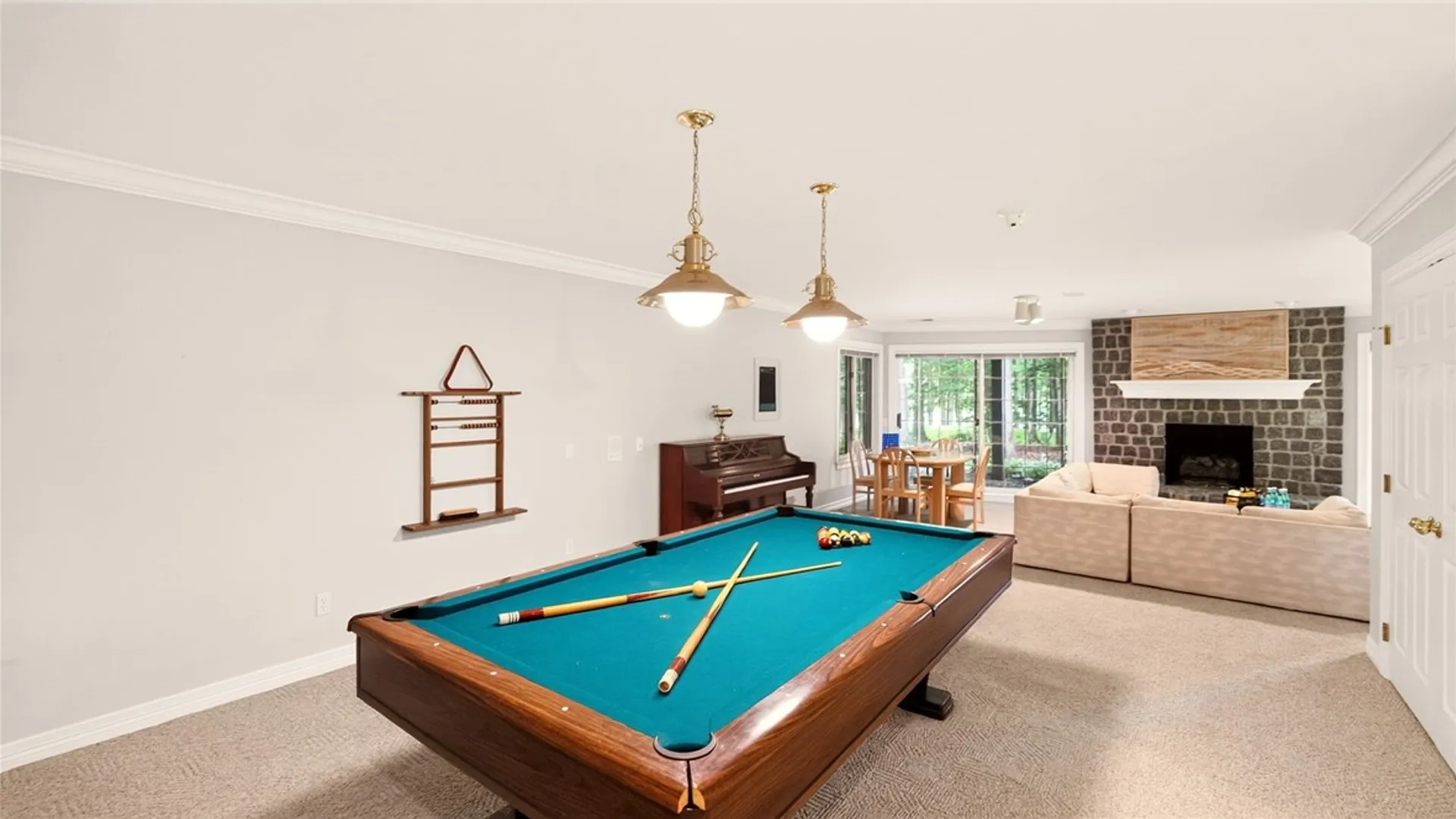 Property at 12 Buck Thorn Run, Victor, NY 14564 37
