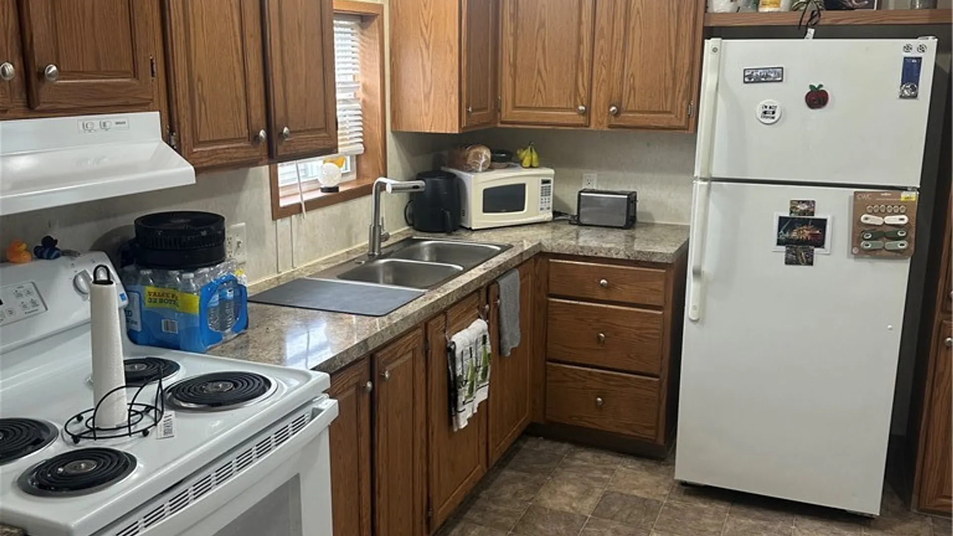 Property at 611 C Street, Niagara Falls, NY 14304 5