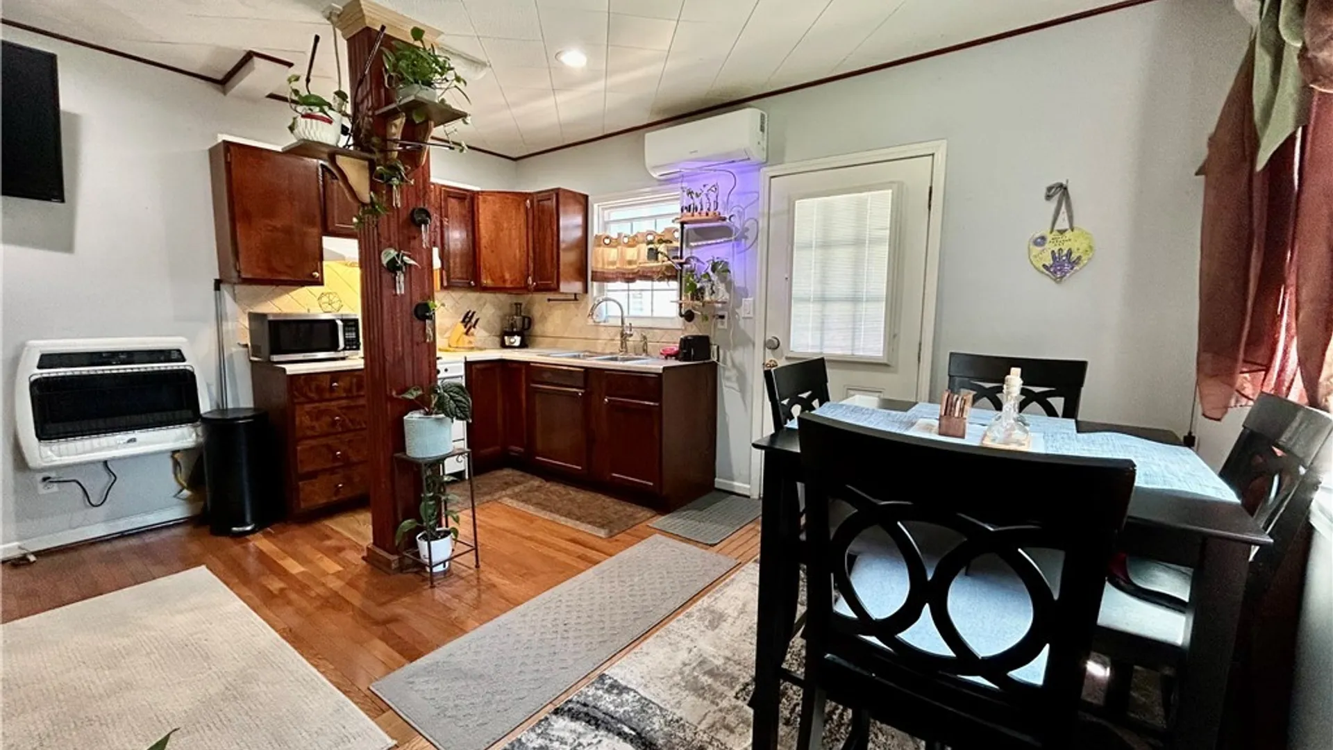 Property at 113 Massachusetts Avenue, Buffalo, NY 14213 25