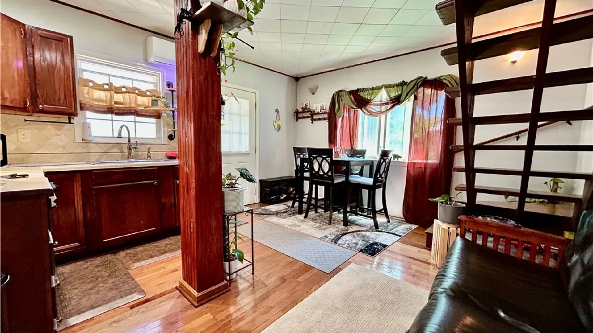 Property at 113 Massachusetts Avenue, Buffalo, NY 14213 26