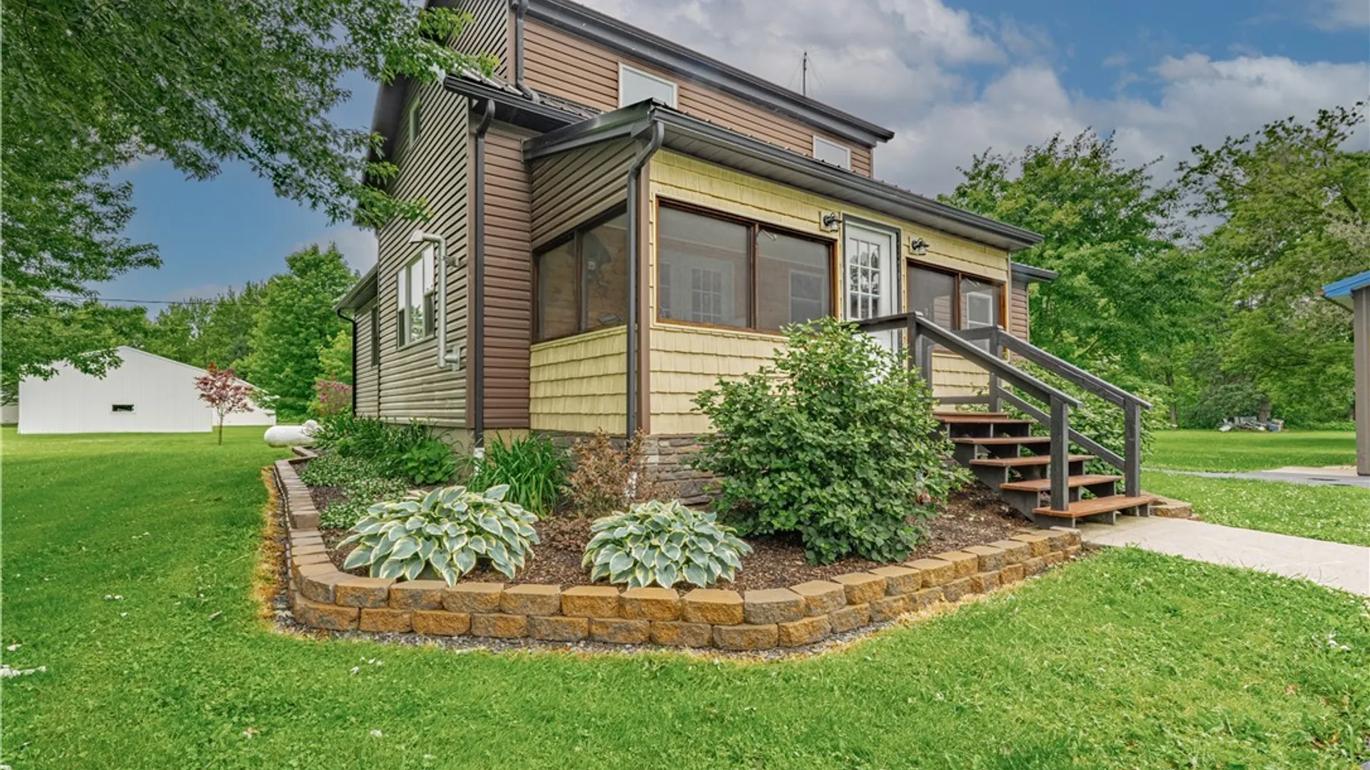 Property at 9273 Foote Road, Royalton, NY 14001 2