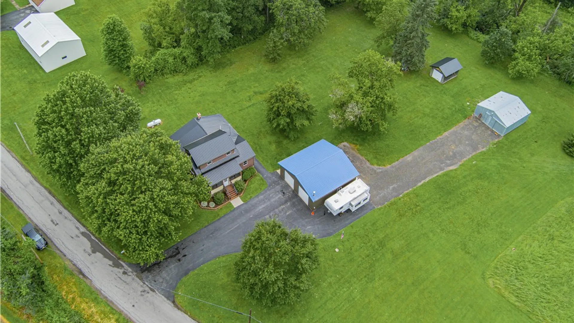 Property at 9273 Foote Road, Royalton, NY 14001 43