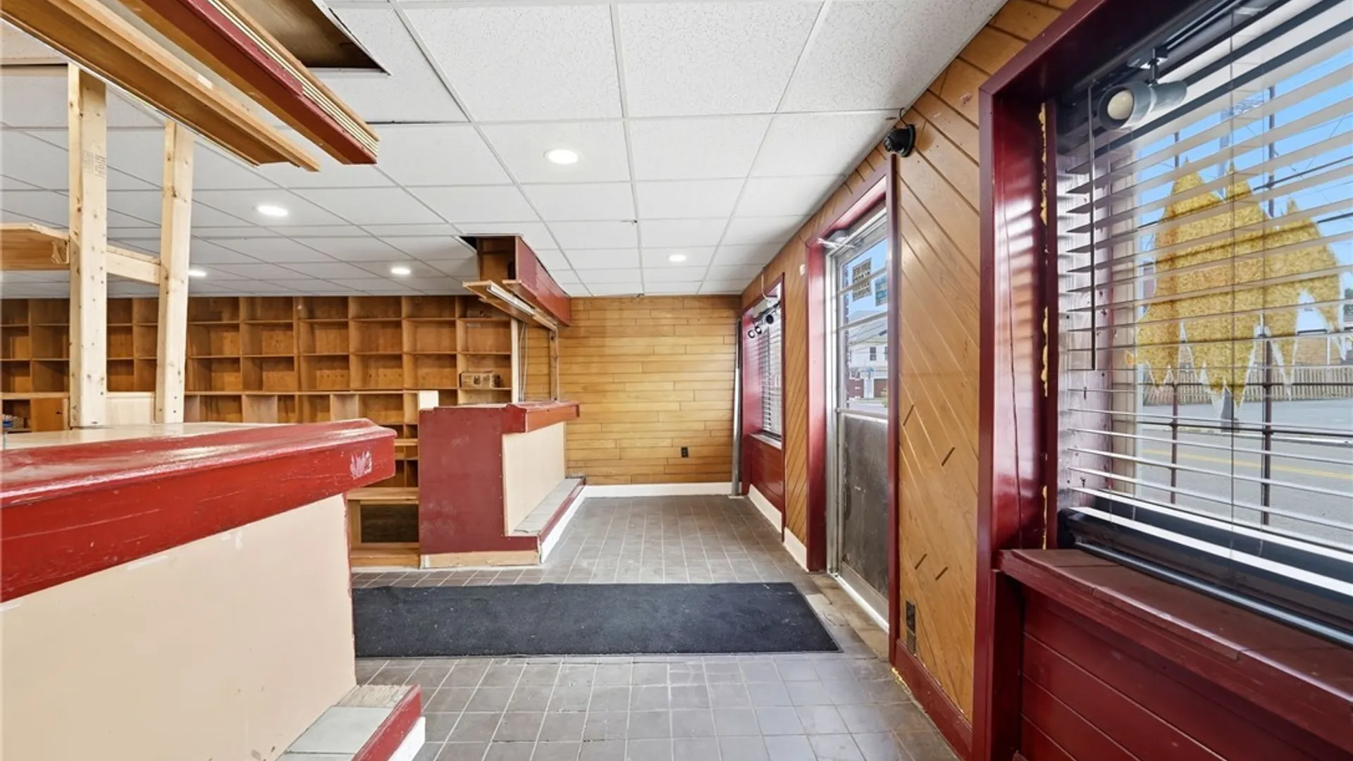 Property at 577 Ontario Street, Buffalo, NY 14207 16