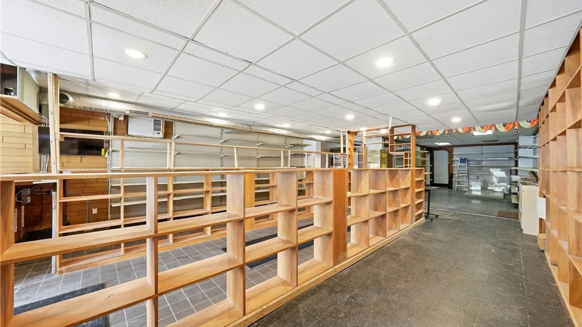 Property at 577 Ontario Street, Buffalo, NY 14207 20