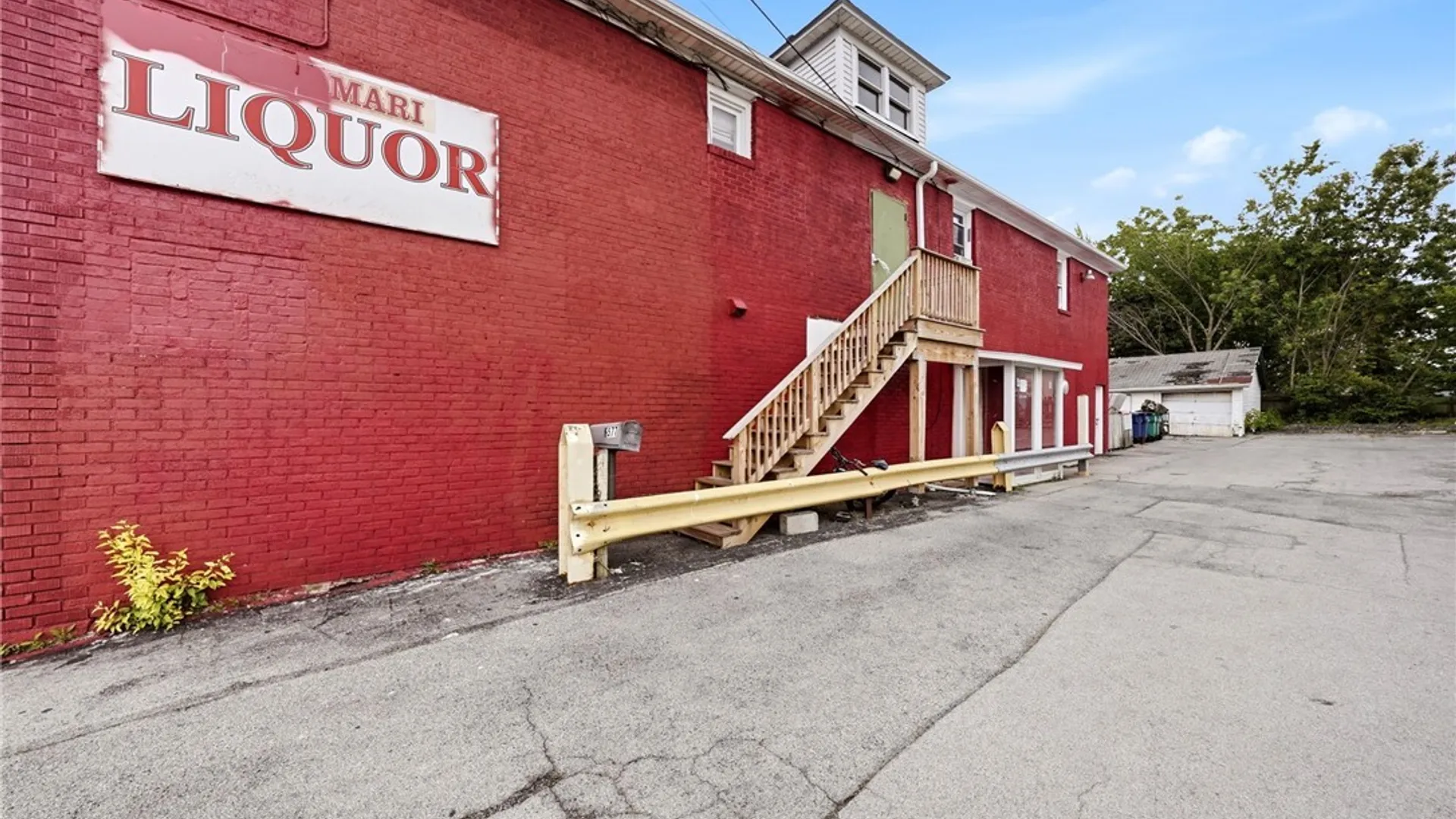 Property at 577 Ontario Street, Buffalo, NY 14207 6