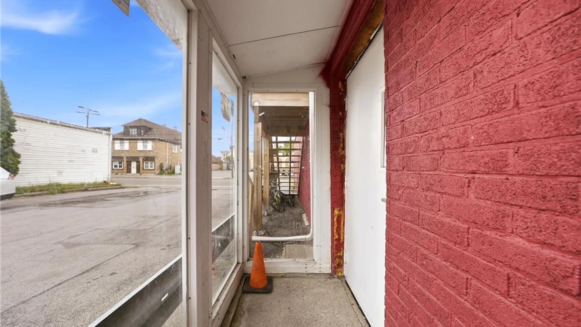 Property at 577 Ontario Street, Buffalo, NY 14207 7