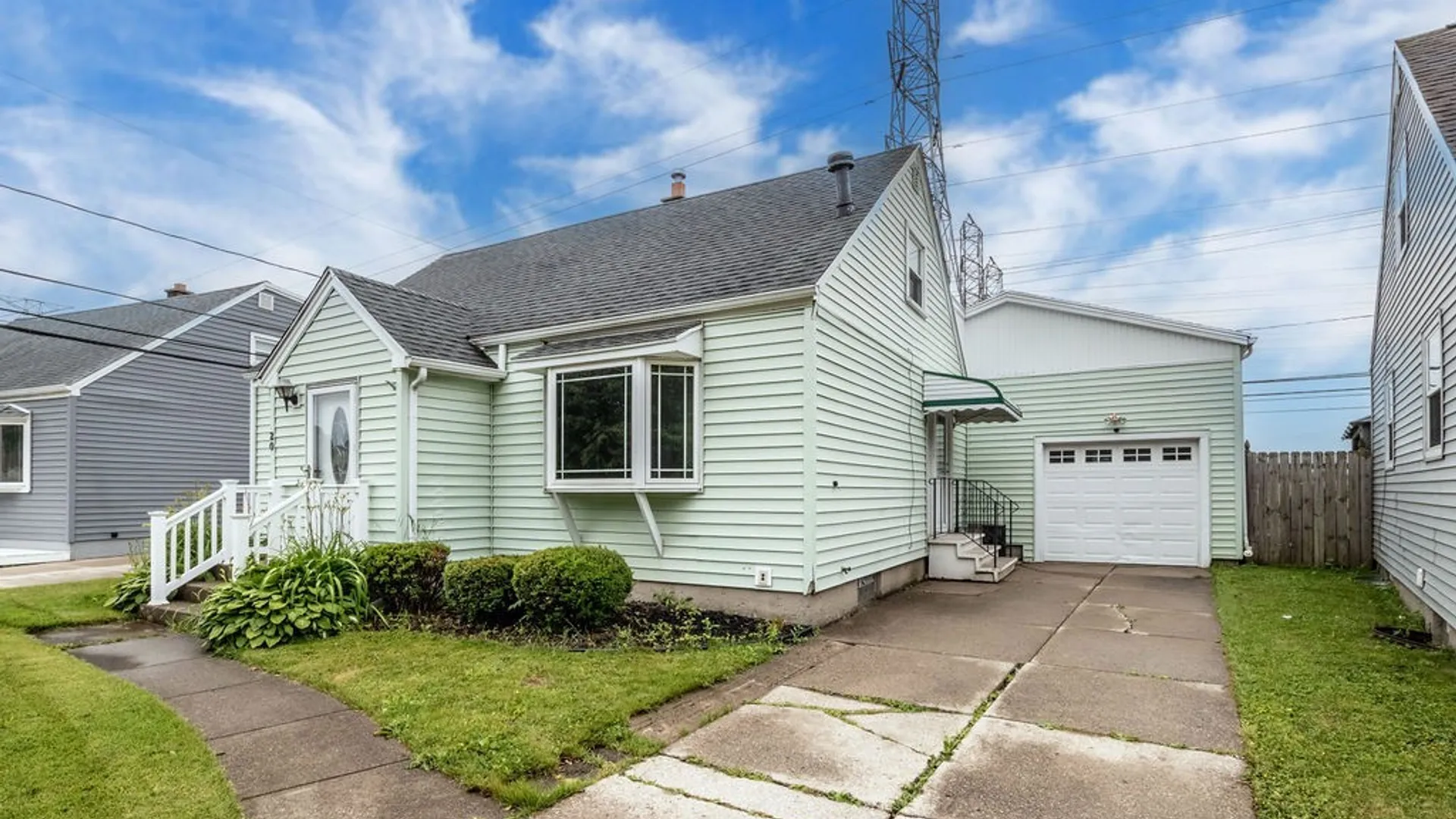 Property at 20 Nicholas Drive, Tonawanda, NY 14150 2