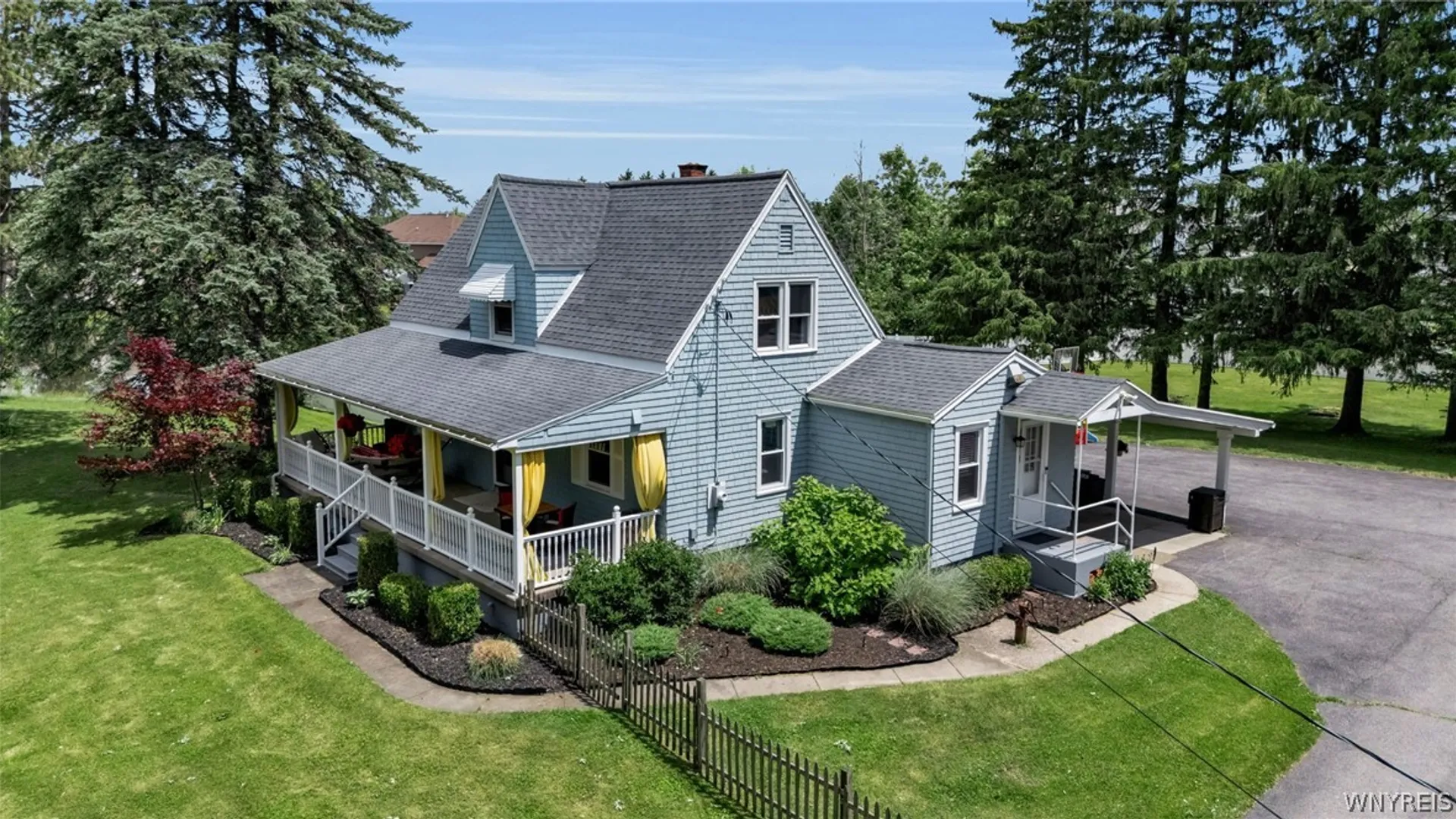 Property at 720 Aurora Street, Lancaster, NY 14086 3