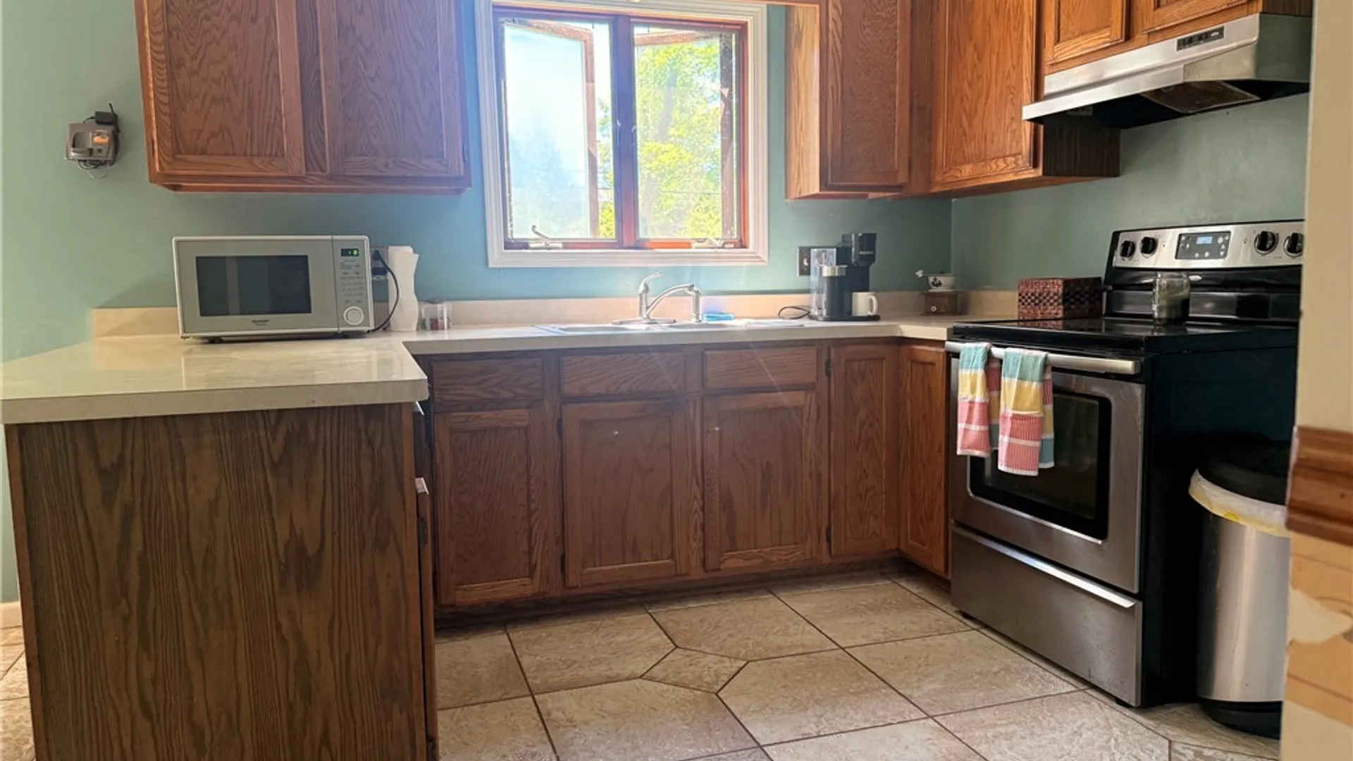Property at 364 Brush Creek Drive, Greece, NY 14612 8