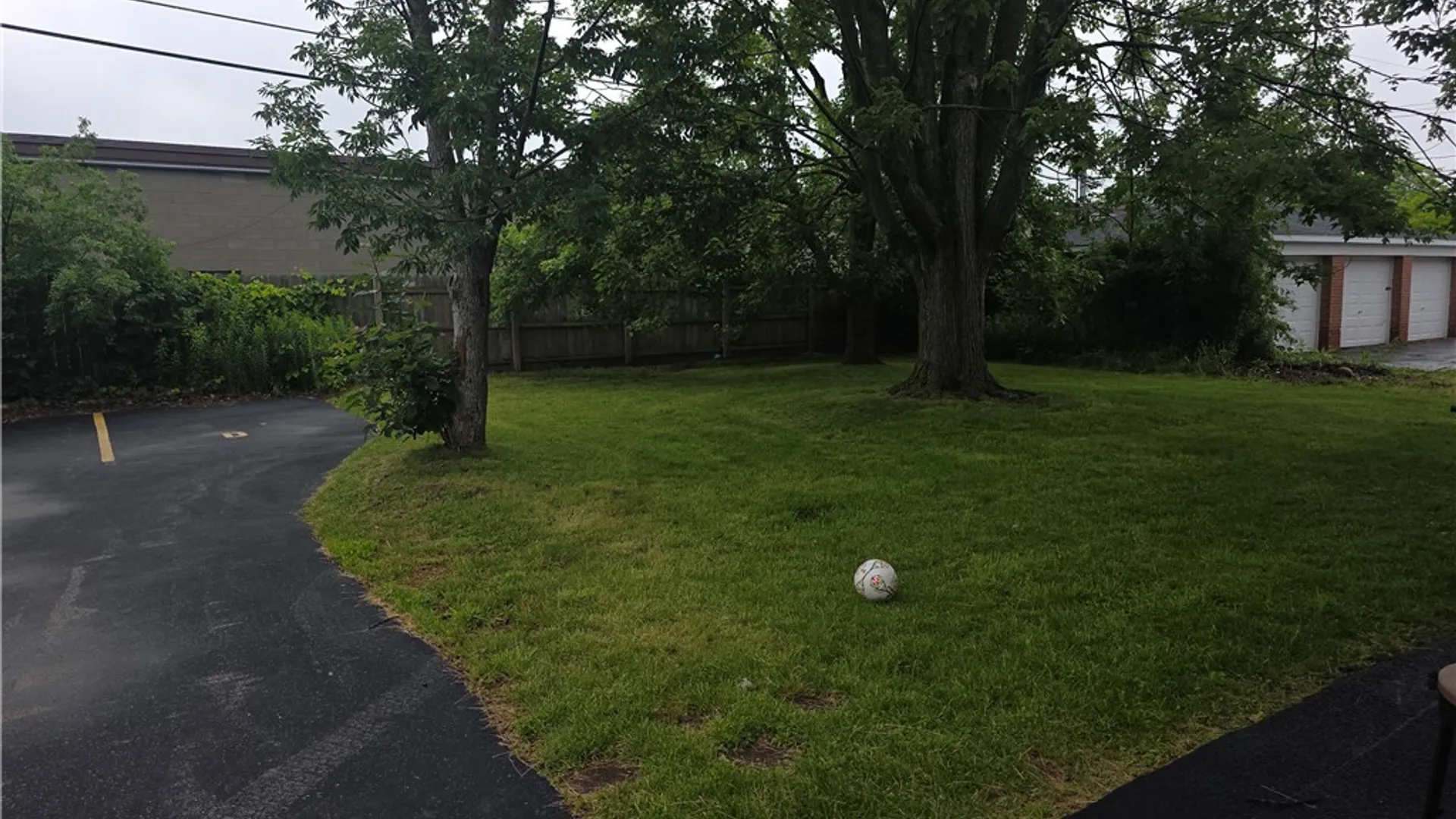 Property at 425 Joe Mccarthy Drive, Amherst, NY 14228 17