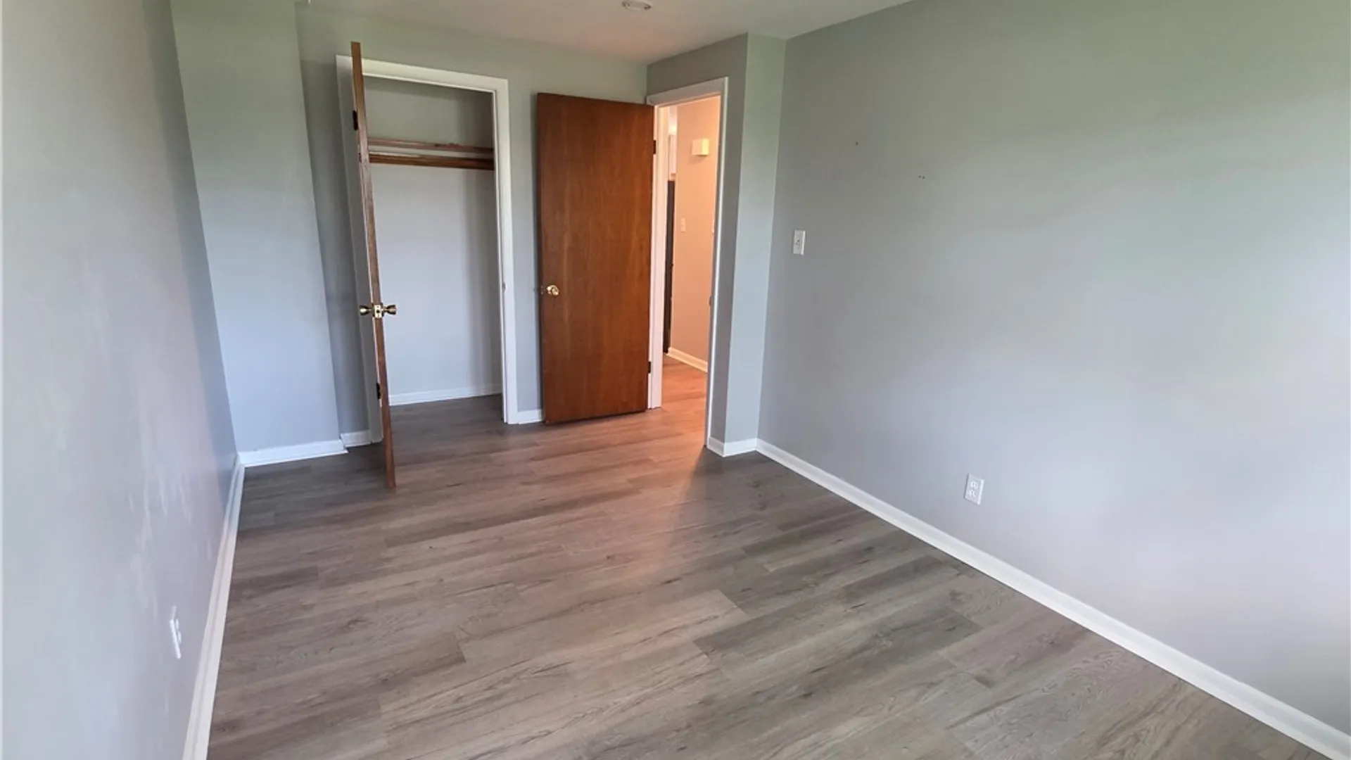 Property at 425 Joe Mccarthy Drive, Amherst, NY 14228 22